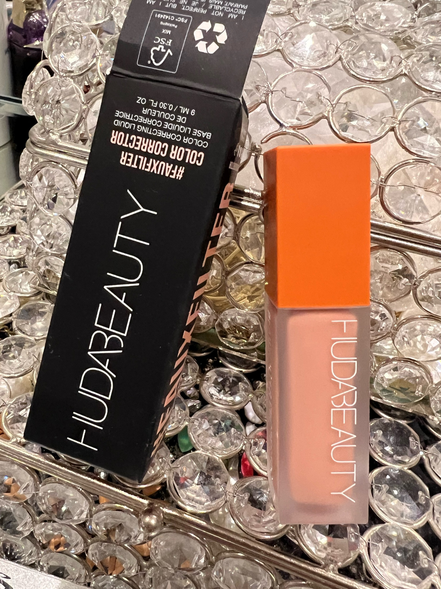 Huda Beauty color correctors are designed to address specific skin concerns and imperfections by using color theory principles. Each color corrector shade has its own benefits:

1. **Peach/Orange**: Used to counteract dark under-eye circles on medium to deep skin tones.

2. **Pink/Red**: Helps neutralize blue or purple undertones in fair to medium skin tones, often used to correct dark circles.

3. **Green**: Used to cancel out redness, such as blemishes, acne scars, or rosacea.

4. **Lavender/Purple**: Counteracts sallowness in the skin and brightens areas that might appear dull.

5. **Yellow**: Can neutralize purple or blue bruises, veins, or minor redness.

6. **Highlighter Shades**: These shades can add radiance and brightness to areas you want to accentuate, like the high points of your face.

The benefits of using these color correctors include achieving a more even-toned complexion and creating a flawless base for your makeup. They are especially useful when dealing with specific color-related skin concerns that traditional concealer might not fully address. Remember, a little goes a long way with color correctors, so be sure to blend them well and apply your foundation on top for a natural finish.