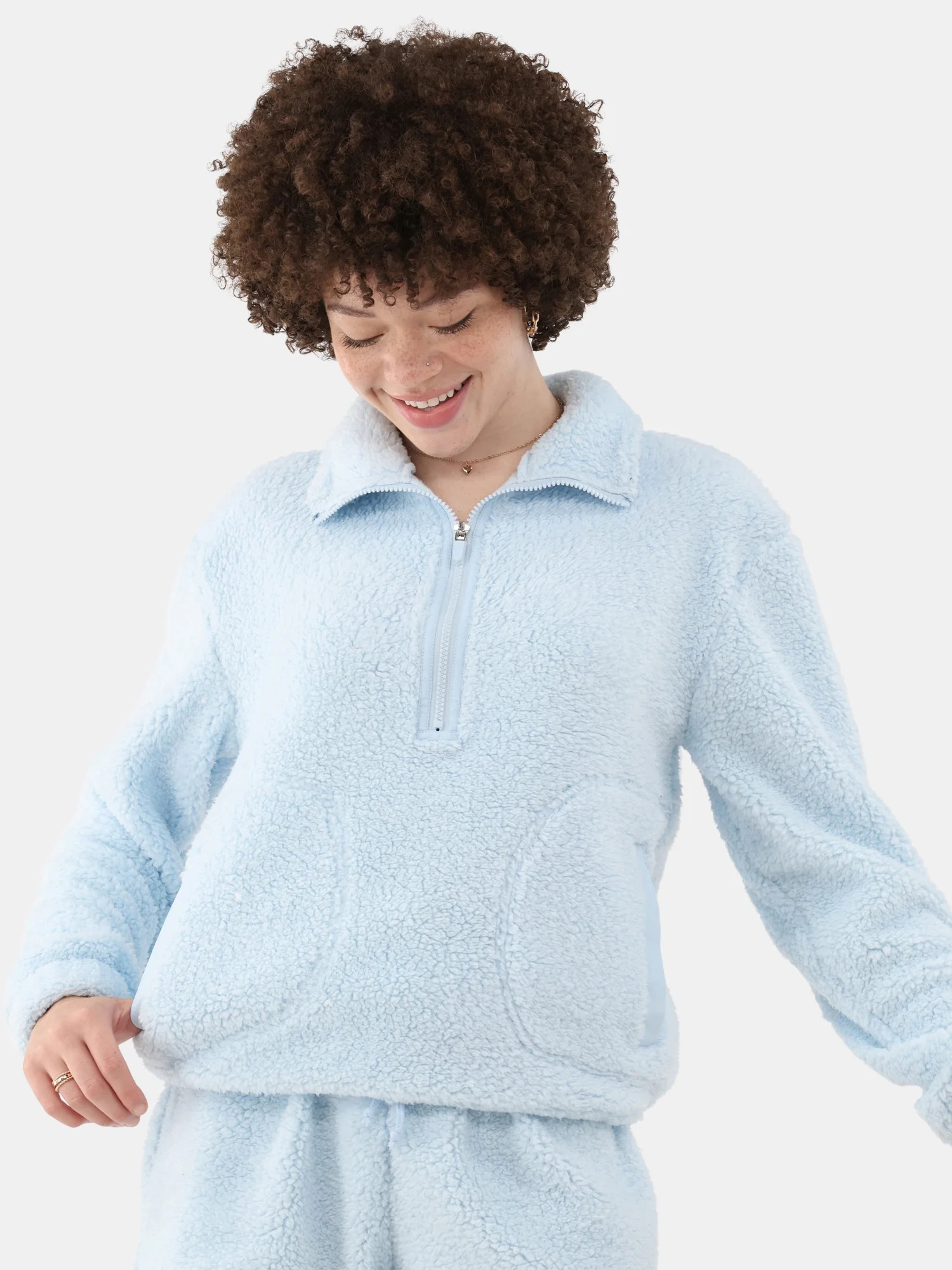 No Boundaries Half Zip Pullover and Shorts Plush Set, 2-Piece, Women's and Women's Plus | Walmart (US)