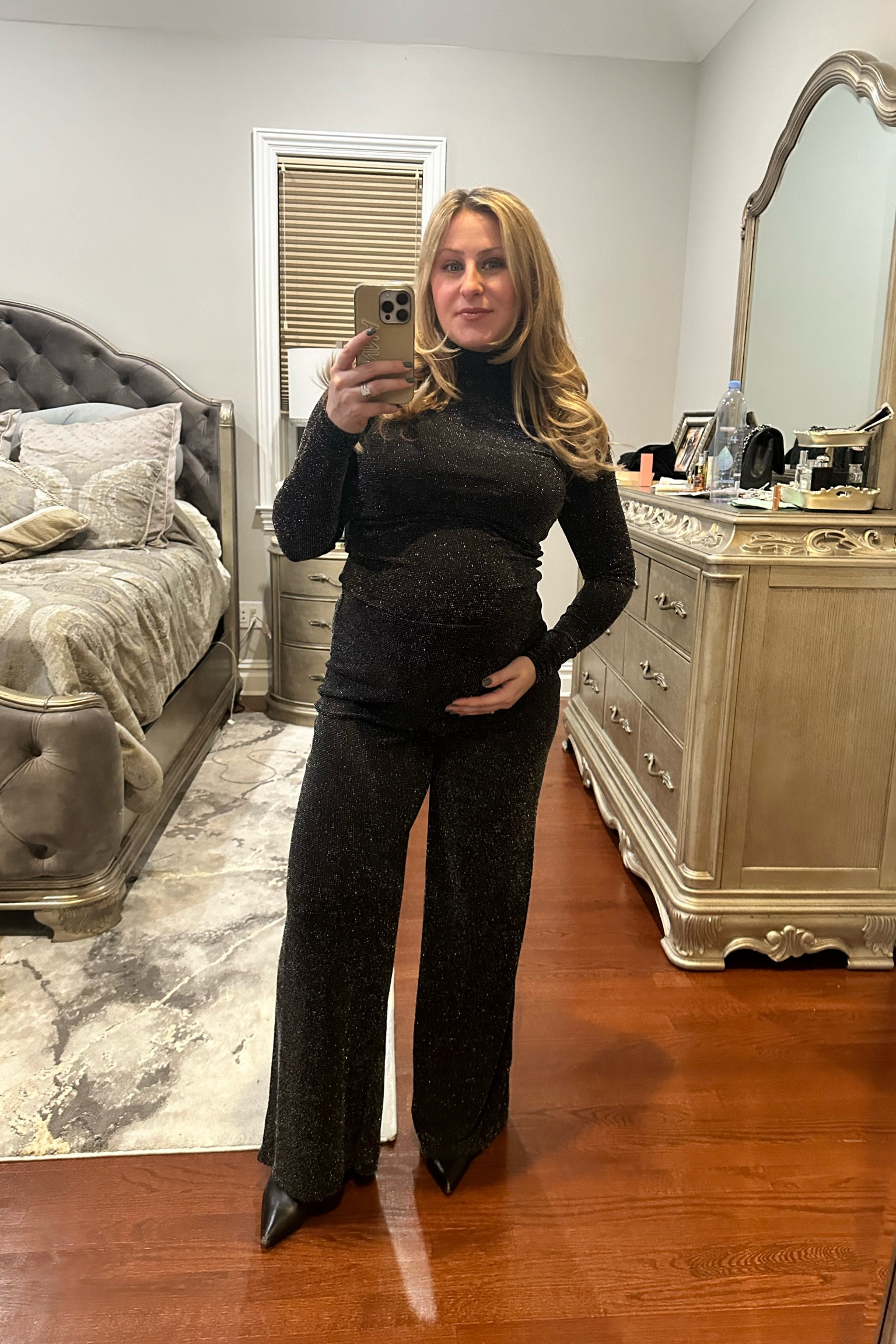 fun two piece outfit for New Year’s Eve (bump friendly sized up one)#LTKHoliday

#LTKfindsunder50 #LTKsalealert