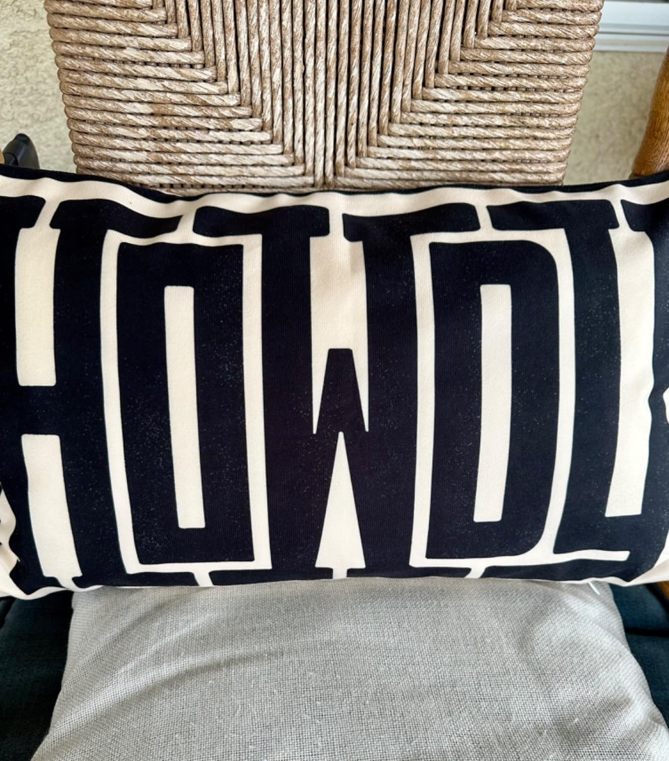 Howdy Pillow Cover 12x20,Western Pillow Covers, Dorm Decor for College Girls,Bedroom Decor for Co... | Amazon (US)