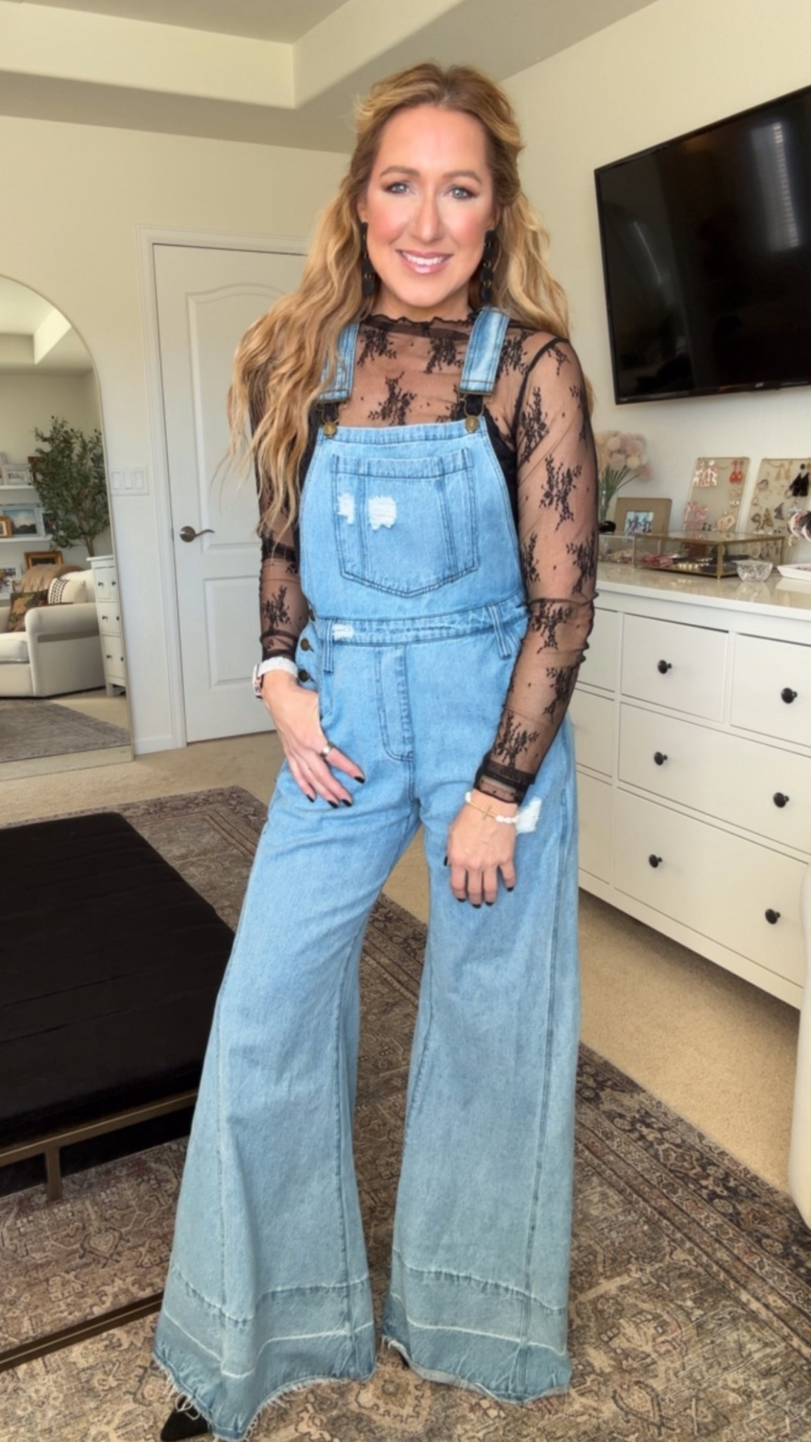 Boho flair overalls and lace top


#LTKSaleAlert #LTKOver40 #LTKFindsUnder50