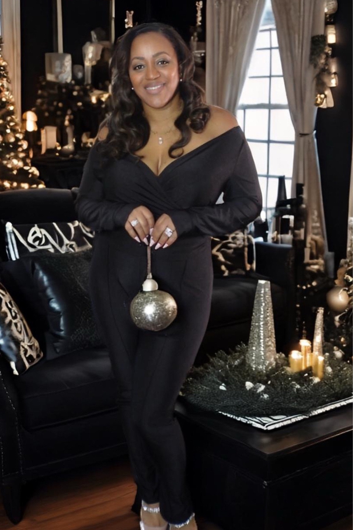 Sexy Silhouette 2 piece set
It comes in various colors! 

#LTKMidsize #LTKParties #LTKFindsUnder50