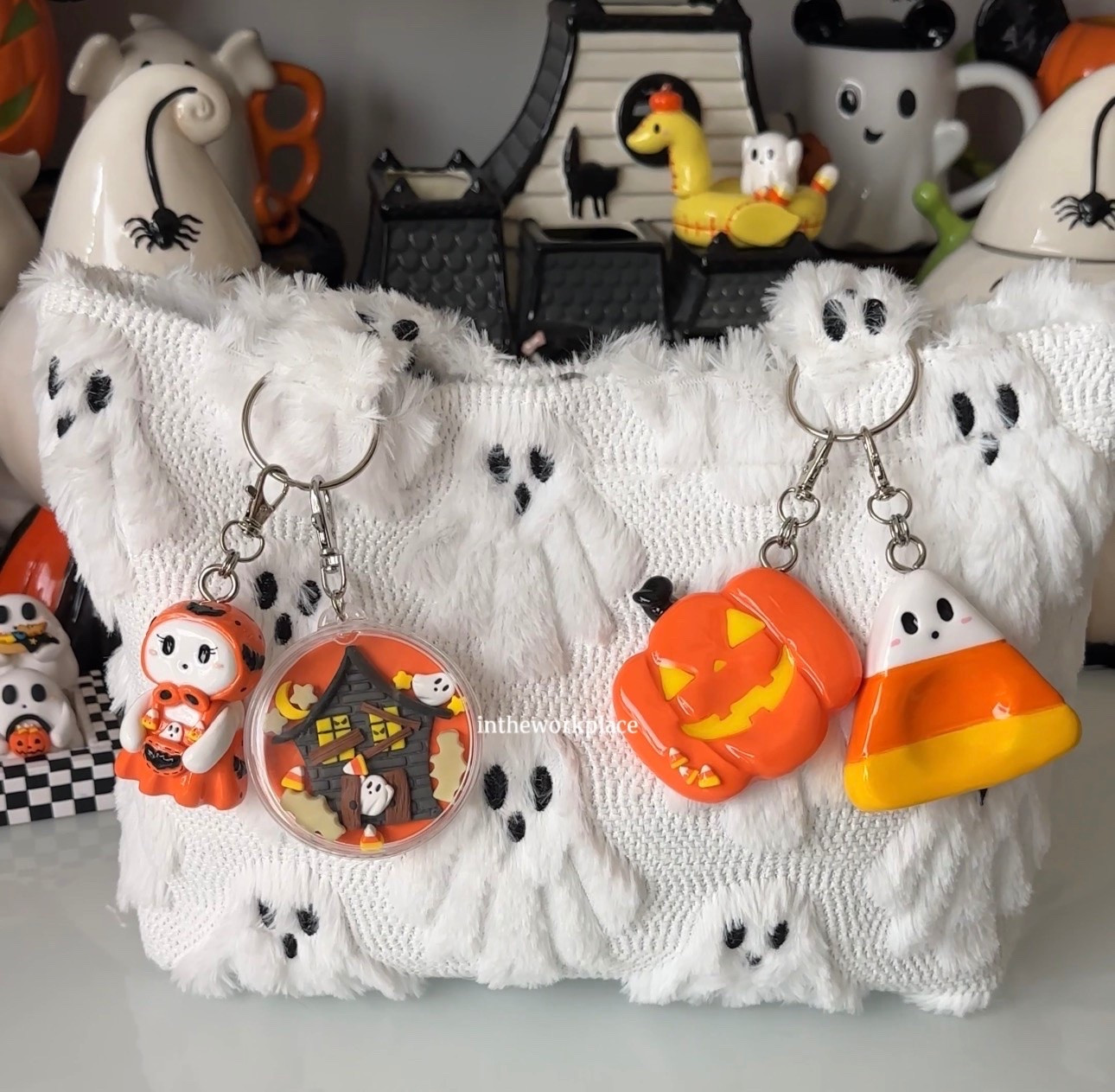 Ghost Tote 💫