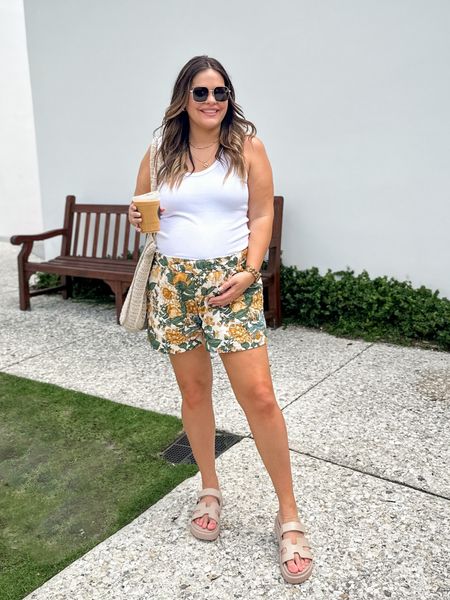 Florida outfit / casual brunch look when it’s super hot! Maternity tank tucked into these cute shorts (size down without the bump) - double lined and has pockets 👏🏻 plus the cutest bag for this trip!

#LTKMidsize #LTKTravel #LTKBump