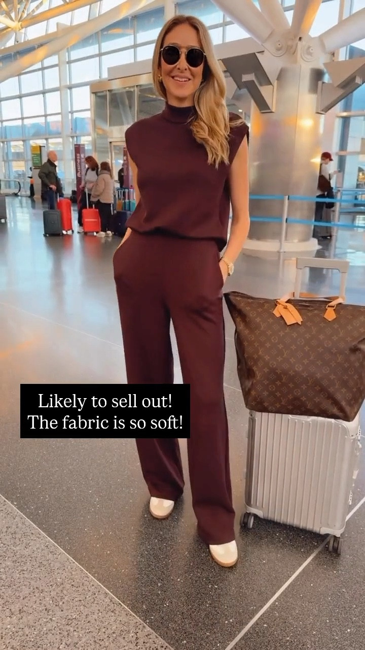 Airport travel outfit 
Genius jumping suit with an opening in the back, perfect for using the bathroom while traveling! The fabric is amazing and ultra soft.
Fits true to size and I’m wearing size small 
Use code ALINEXPANX for 15% off first purchase only 
Airport outfit 
Travel outfit 




#LTKU #LTKootd #LTKTravel