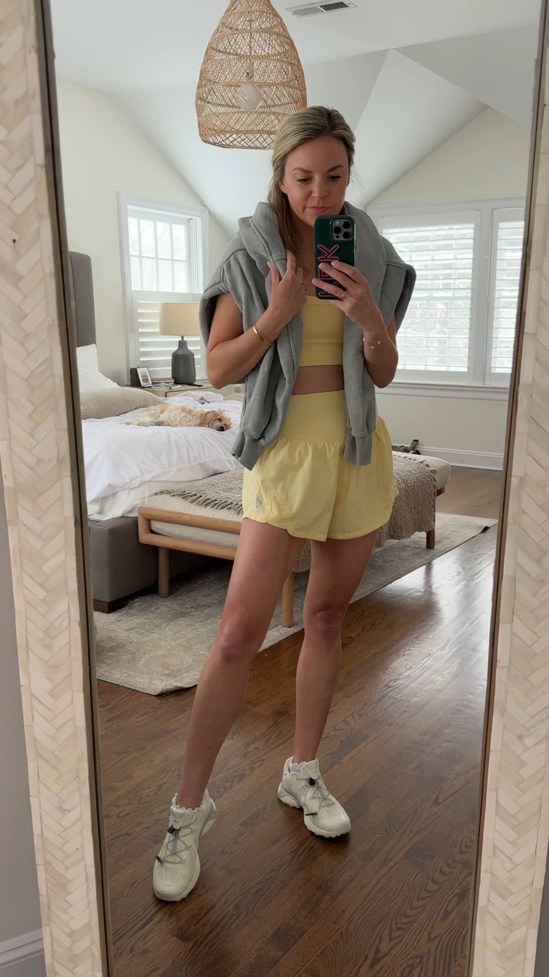 These shorts are SO good! Grabbed them in 2 more colors and the matching sports bra. This color is the washed sunlit yellow 
-wearing all smalls 
-size down 1/2 in sneakers 