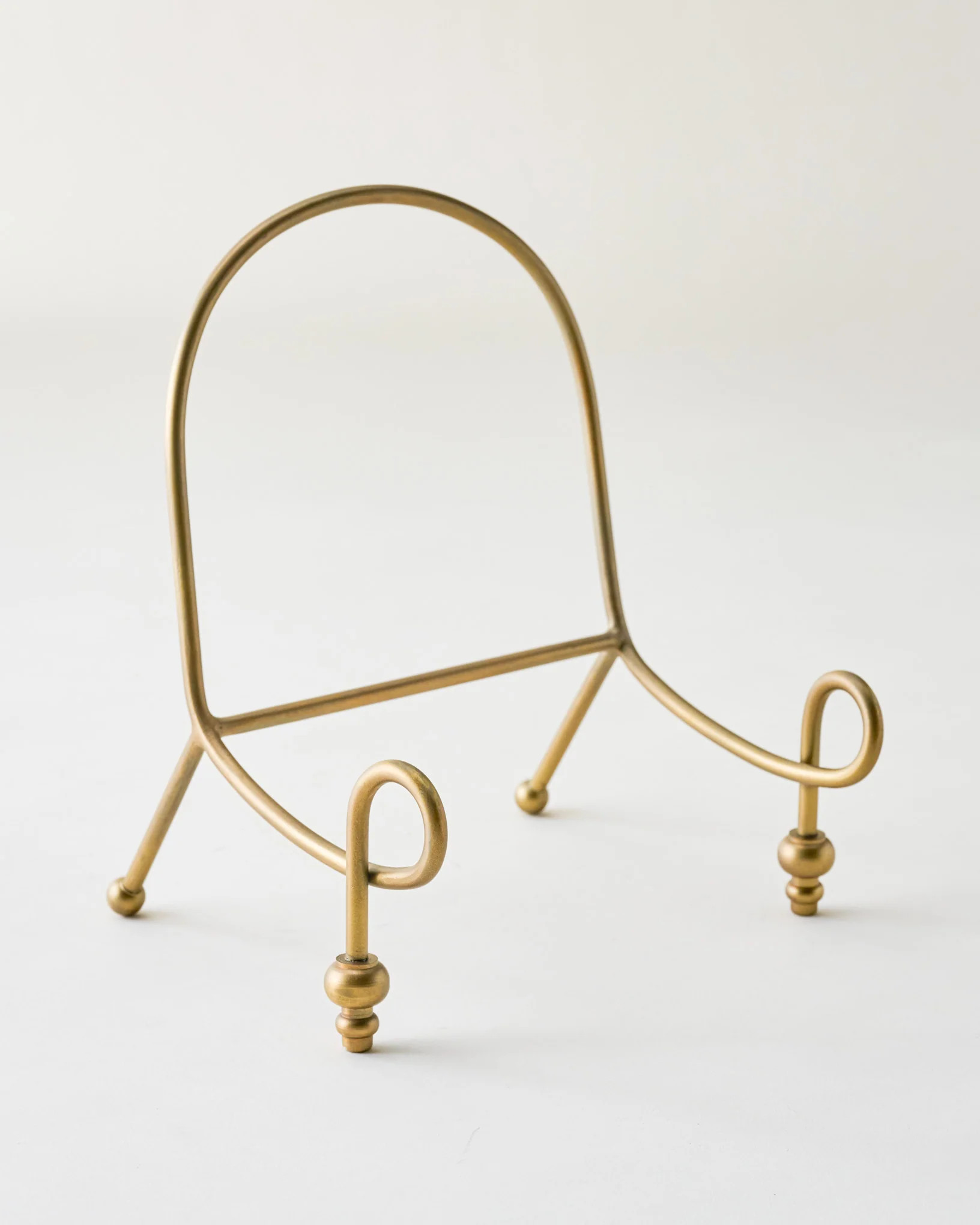 Gracie Antique Brass Easel | Magnolia