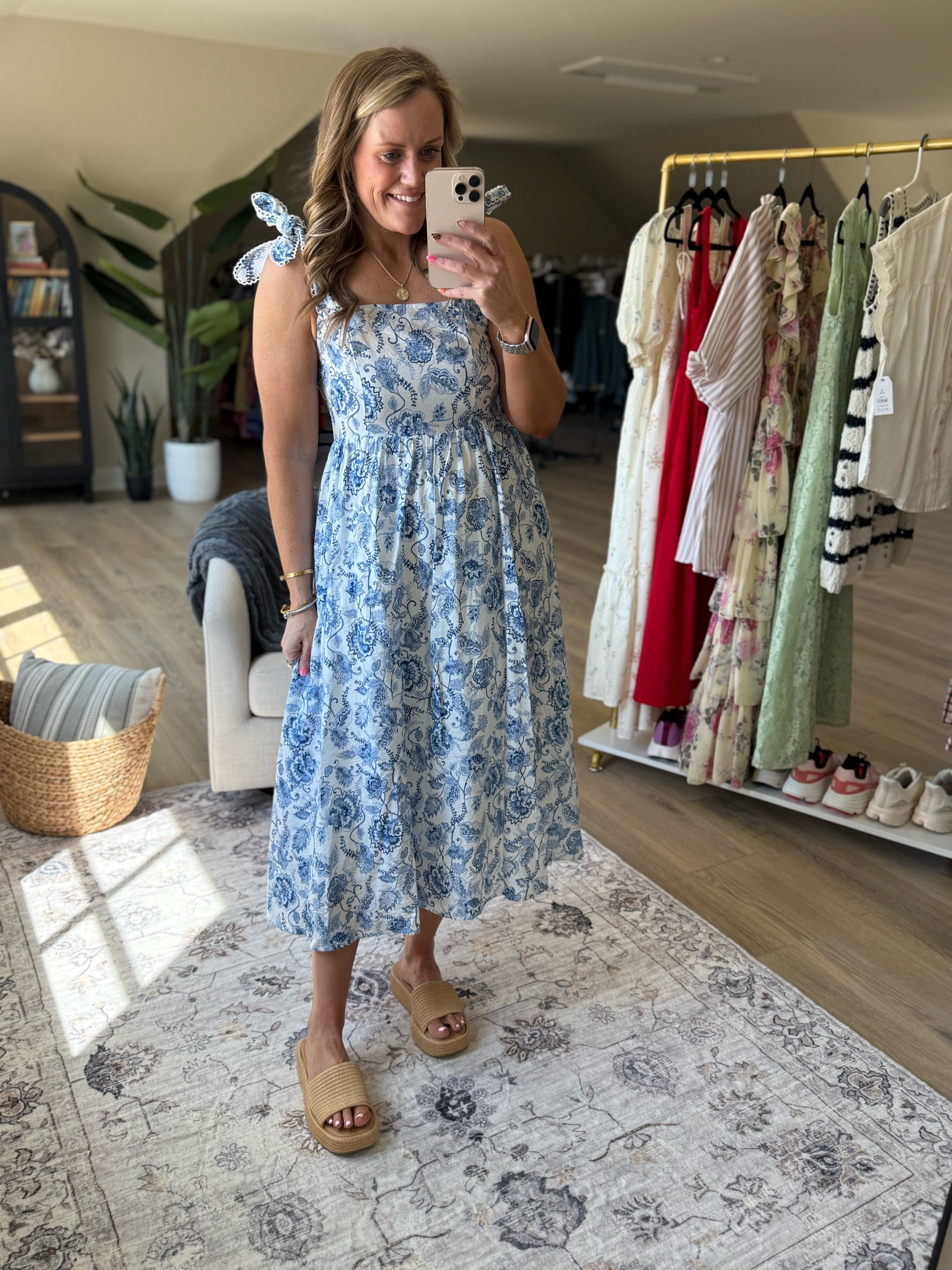 Petal & Pup
Dress
Summer dress
Wedding guest dress
Maxi dress 
Casual dress 
Event dress 
Graduation dress