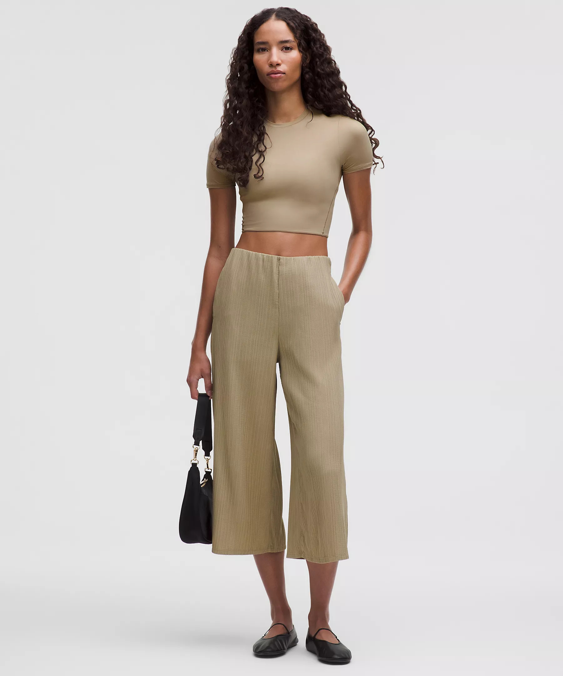 Wundermost Ultra-Soft Nulu Crewneck Cropped T-Shirt | Women's Short Sleeve Shirts & Tee's | lulul... | Lululemon (US)