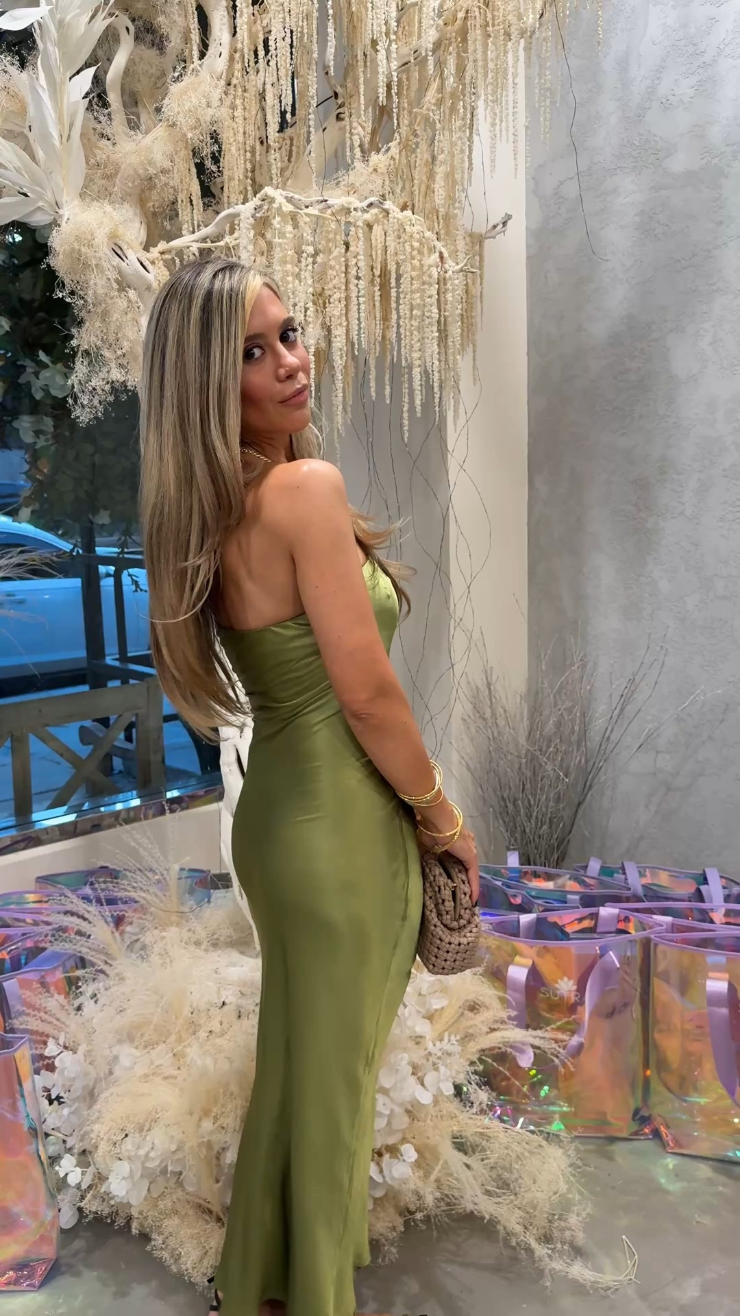 The way this sydys dress from revolve fit though ✨ the color the fit all stunning hugs the places and makes me feel so confitdent

#LTKStyleTip #LTKFindsUnder100 #LTKU