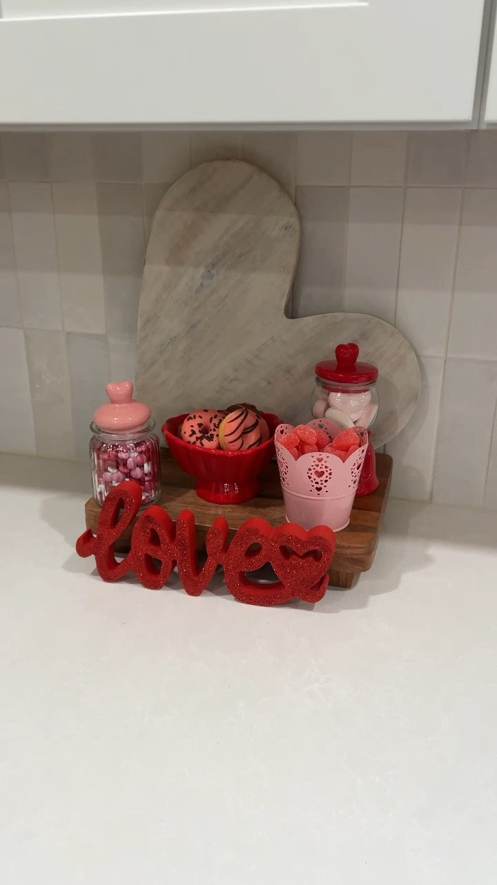 Valentine’s Day decor ♥️💗♥️💗

Candy bar | Candy centerpiece| Valentine's Day
2024 | Valentines Decor
#gifts #giftsformom #love#vdaytreats #valentinedaygifts
#girlfriendgift #anniversarygift #happyvalentine #valentines #birthdaygift #valentinegifts #giftsforher #valentine2024 ##giftsforher #homedecor #vdaydecor #valentinesdaydecorations

#LTKfindsunder50 #LTKstyletip #LTKSeasonal