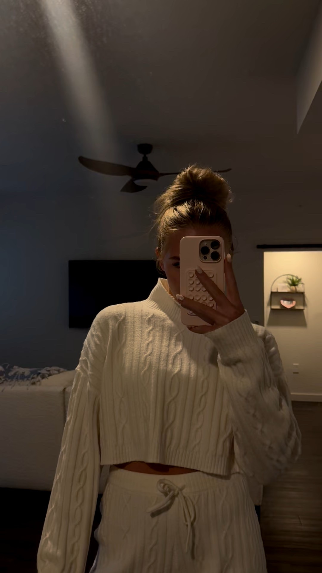 Alo is 30% off for this holiday season!! 

I am wearing a size small in both and I would say this set runs true to size 🤍❄️

#LTKootd #LTKHoliday #LTKFindsUnder100