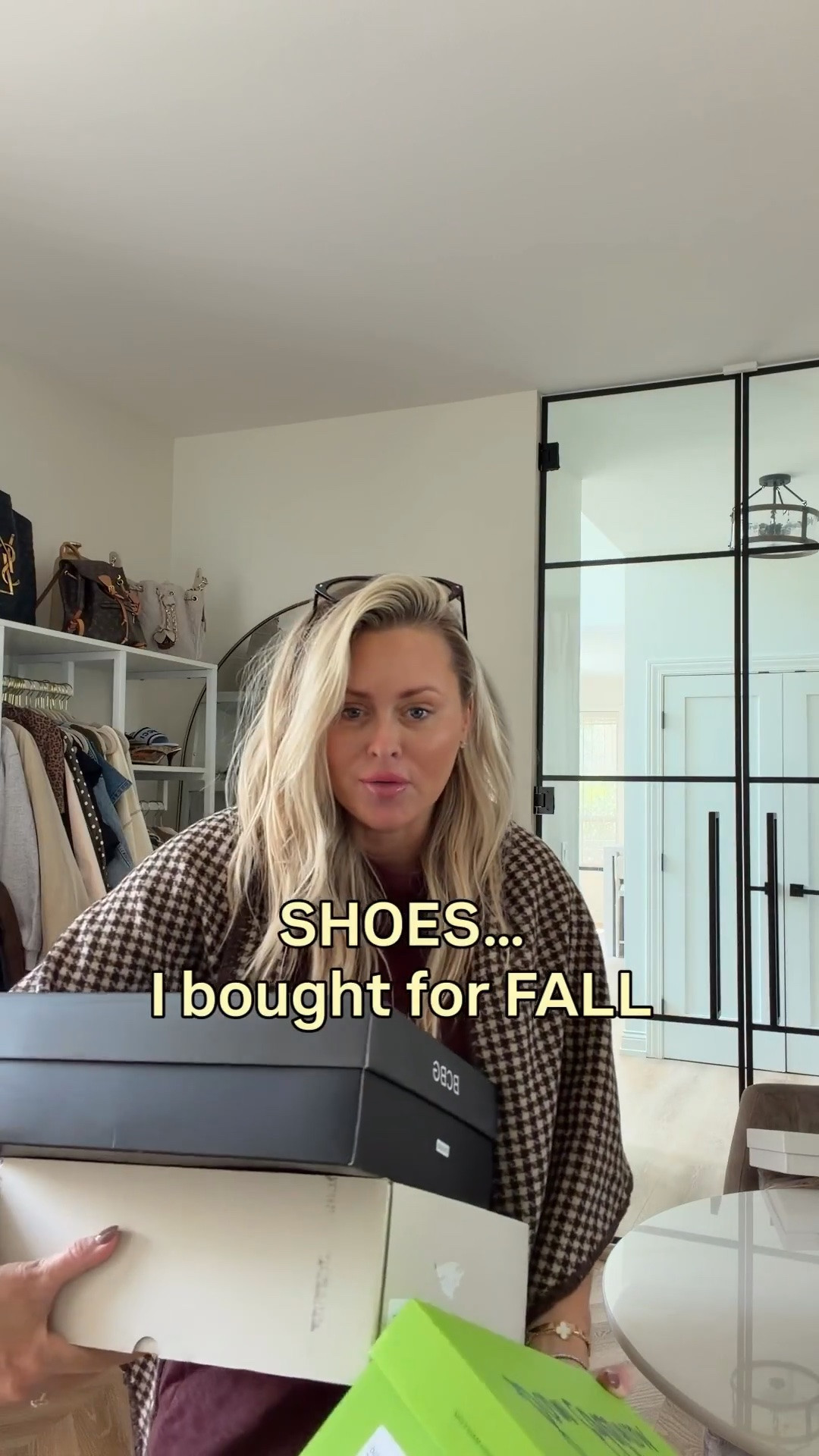 SHOES I bought for fall!? What’s in the boxes?!👀🤌🏼 all keepers IMO! Linked my exact haul + a few extras! 

Shoes, fall shoes. Fall style. Animal print. Sneakers.

#LTKSeasonal #LTKstorytime