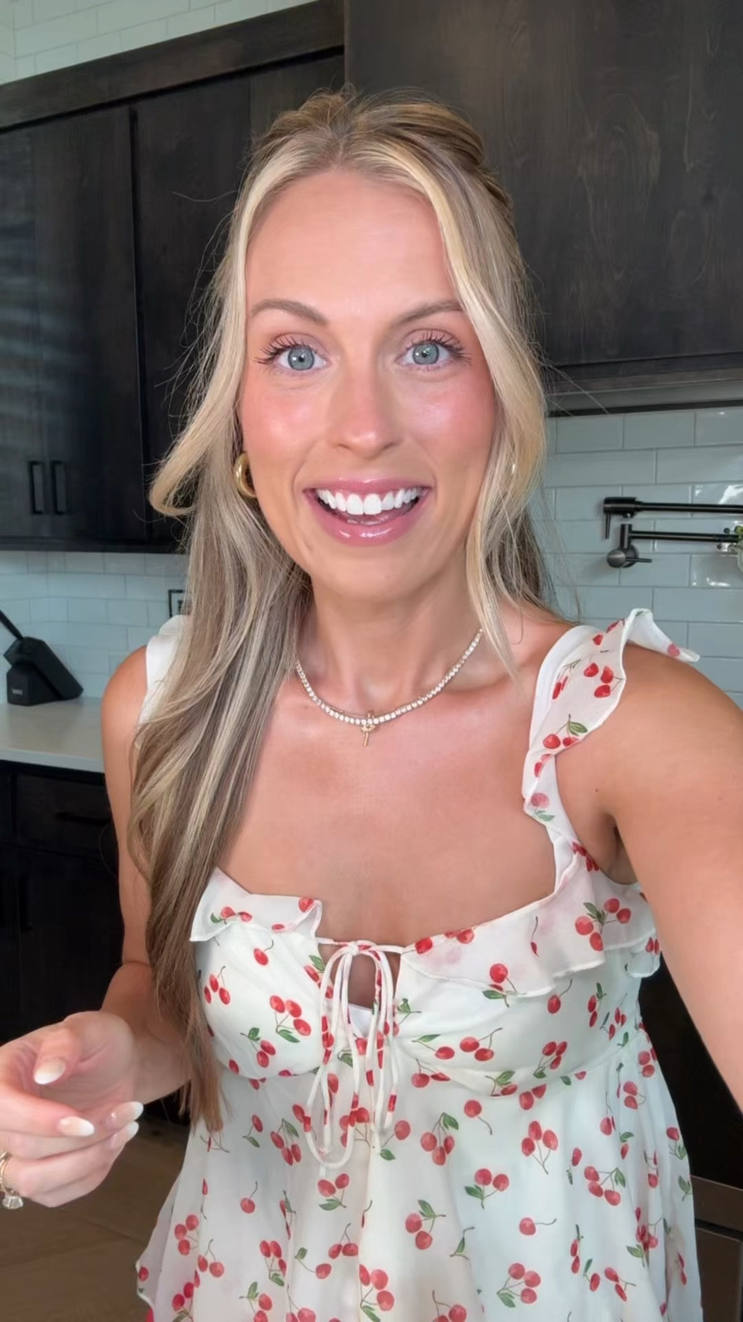 I’M OBSESSED!!!!!! 

#glow #suncreeen #travel #beauty 

#LTKSwim #LTKBeauty #LTKFindsUnder50