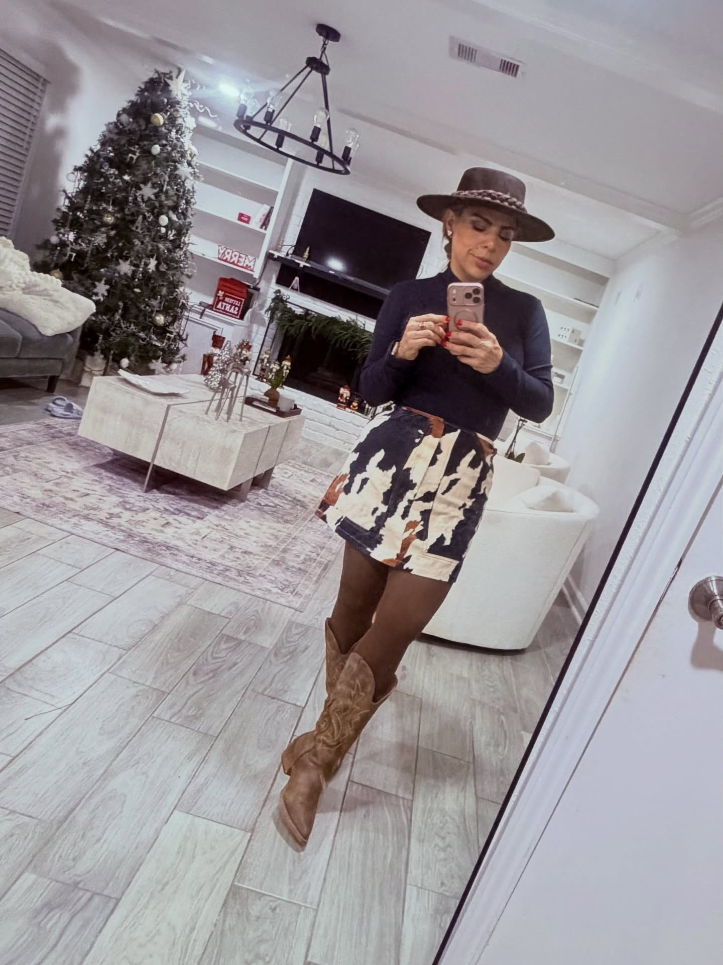 Una luz en la oscuridad! 🤩 this is texas 

#texas #texasgirl #friday #outfit

#LTKdayinmylife #LTKOver40 #LTKSaleAlert