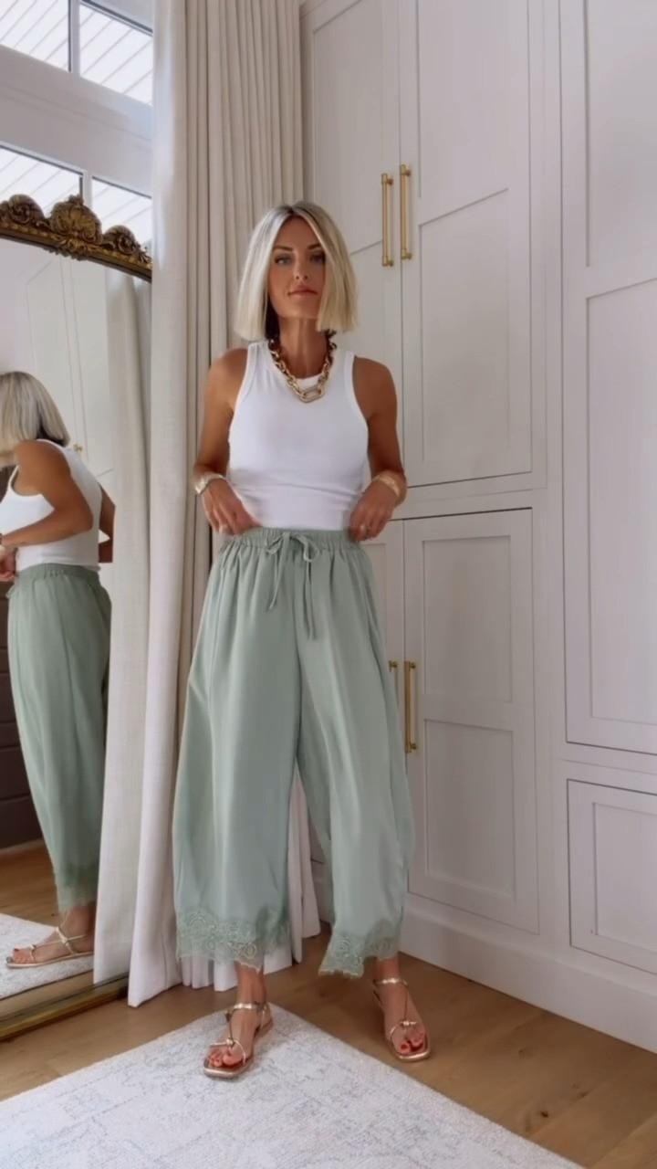 Obsessed with the lace detail on these satin pants 😍 they come in so many colors & they’re under $35! Wearing S in all. 


Loverly Grey, Amazon find, Amazon fashion, green satin pants outfit, white tank outfit 
 

 #LTKootd #LTKSeasonal