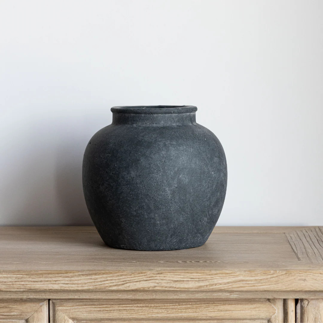Charcoal Clay Pot | By Luxe B Co. | luxe bCO