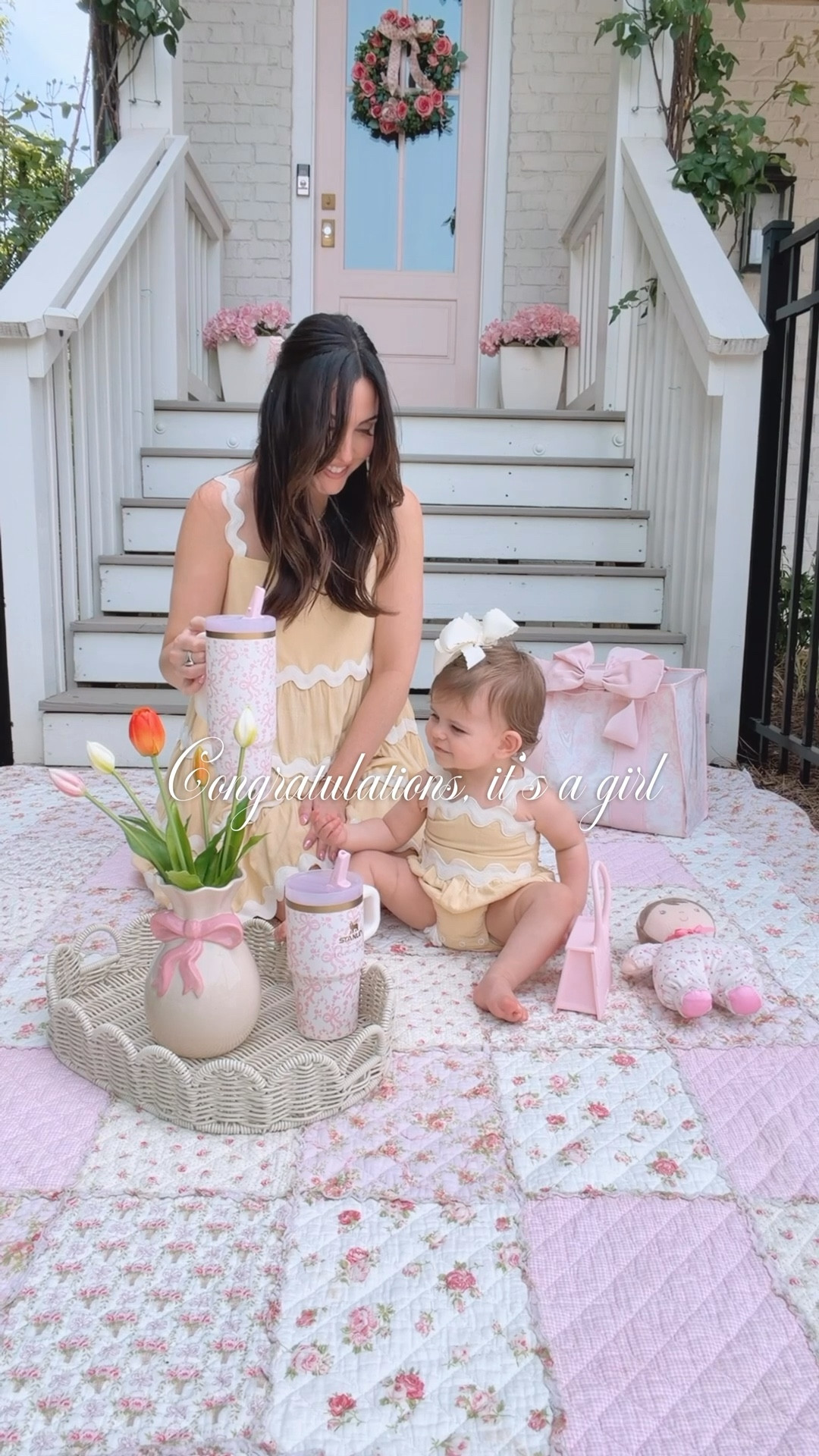 Mommy and me days are the best days 🫶🏻🙌🏻👶🏼🌸💕