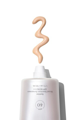 Glowscreen SPF 40
                    
                    Supergoop! | Revolve Clothing (Global)