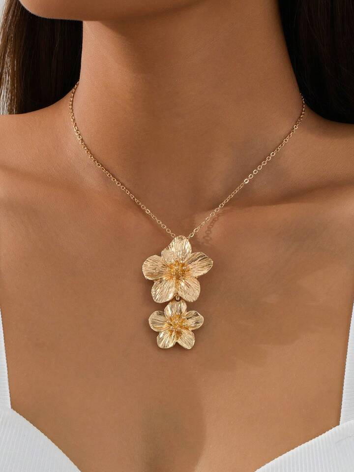 1pc Exquisite Double Layer Gold Flower Shape Pendant Necklace, Wedding Gift For Women Valentines,Mom,Mother,Mother's Day,Gift | SHEIN
