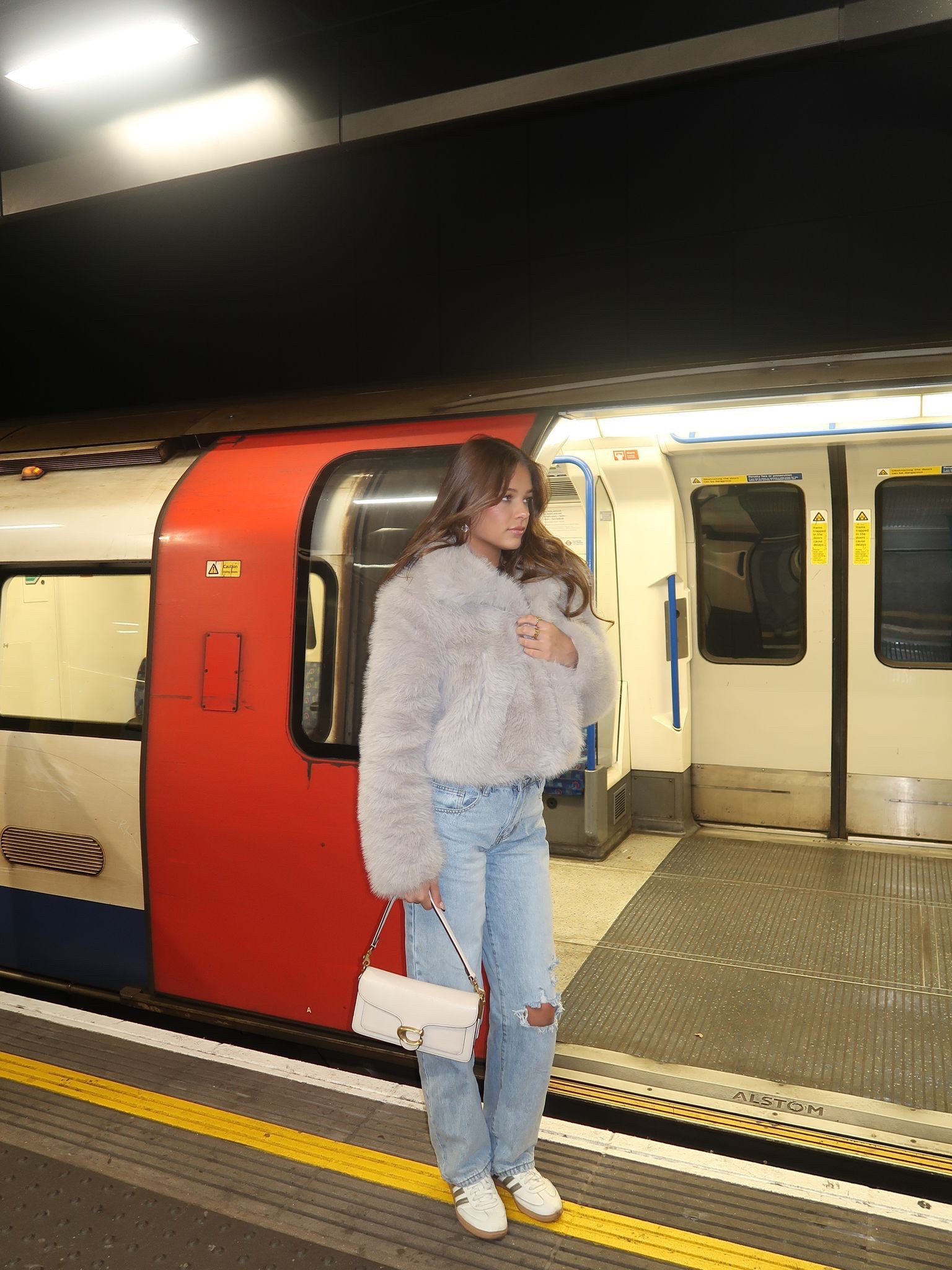 Zara stone grey faux fur jacket, Bershka ripped jeans, Coach hand bag, Adidas handball spezial 🩶

#LTKeurope #LTKspring #LTKuk
