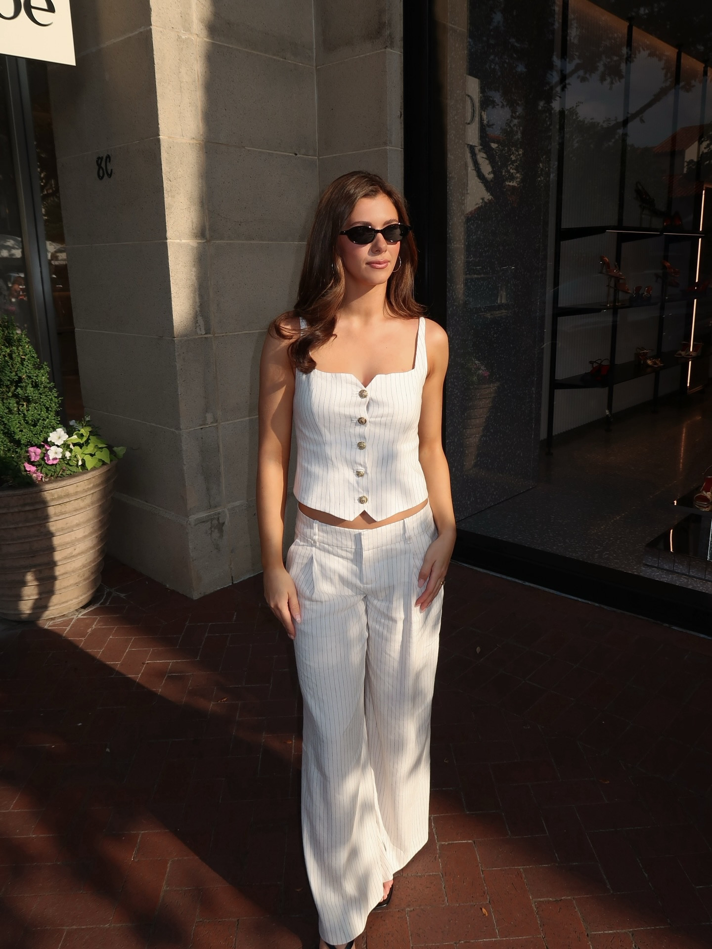 strictly business 👜

fit by @aliceandolivia 

#dcc #aliceandolivia #ootn #womeninbusiness