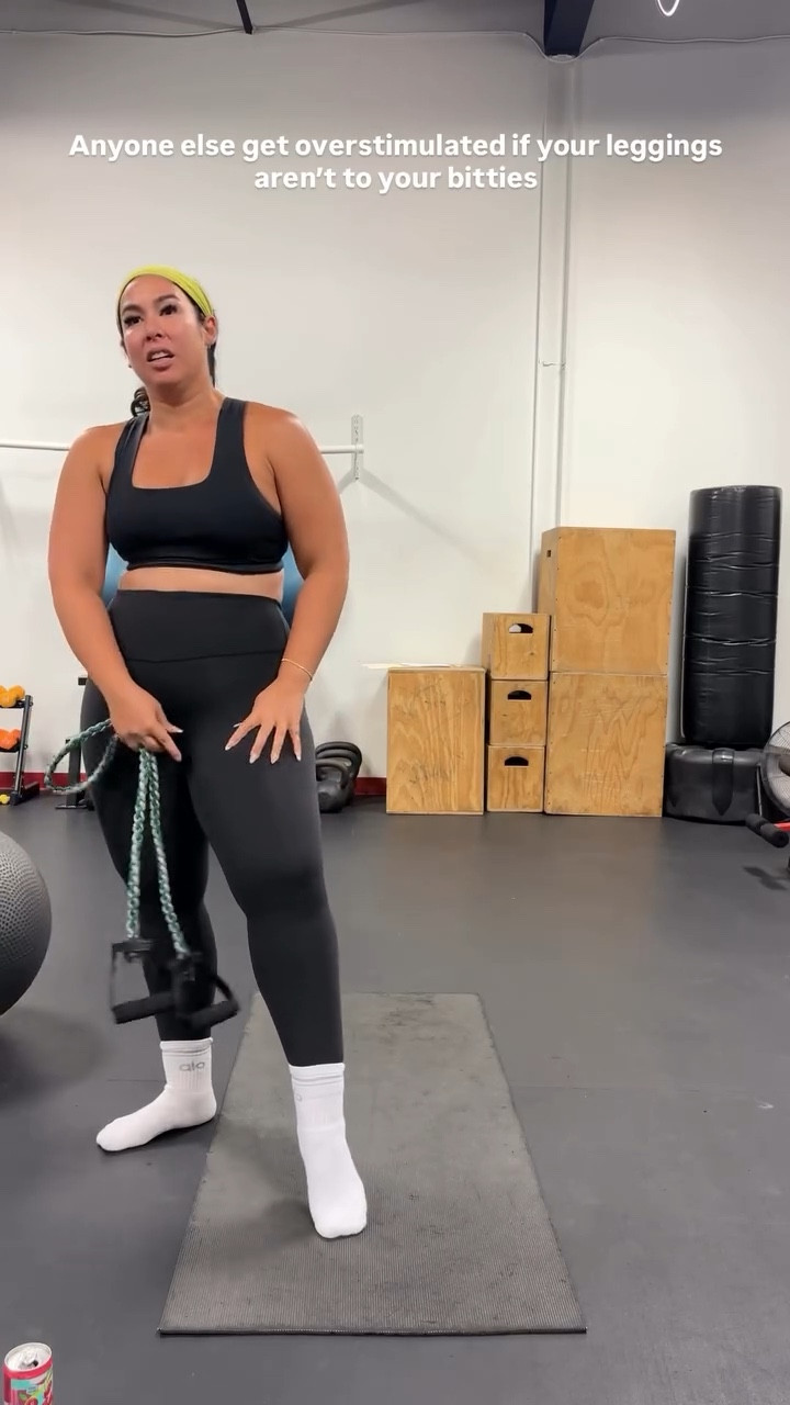 Midsize workout outfit!
-
-
-
Workout outfit, activewear, workout essentials, lululemon, active leggings

#LTKActive #LTKMidsize