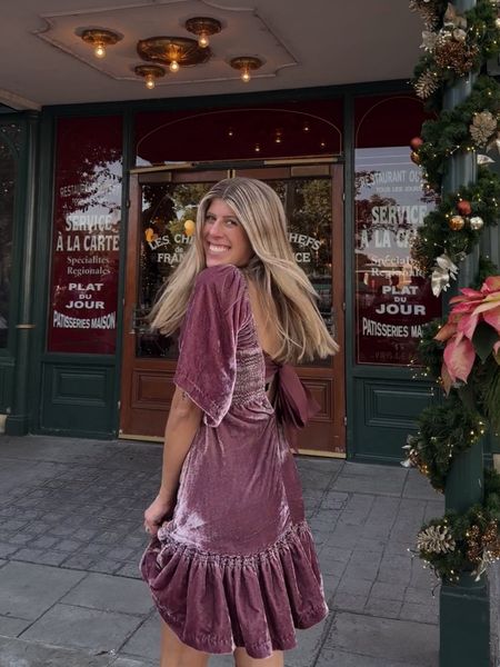 Love this velvet dress, perfect for the holiday season! I ordered from Fashion Pass! Use code SIERRA12U for $50 off


Holiday Dress | Velvet Dress | Christmas Outfit | Family Photos #LTKHoliday

#LTKstyletip #LTKSeasonal