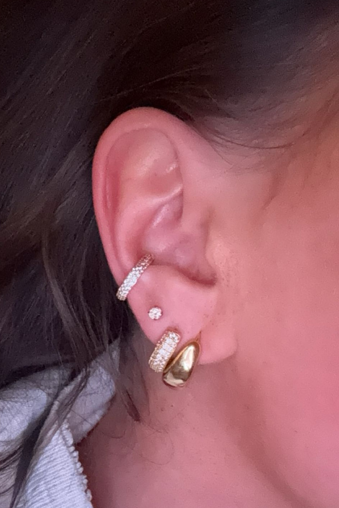 my two hoops are evry jewels! you can use my dc “sammy60"