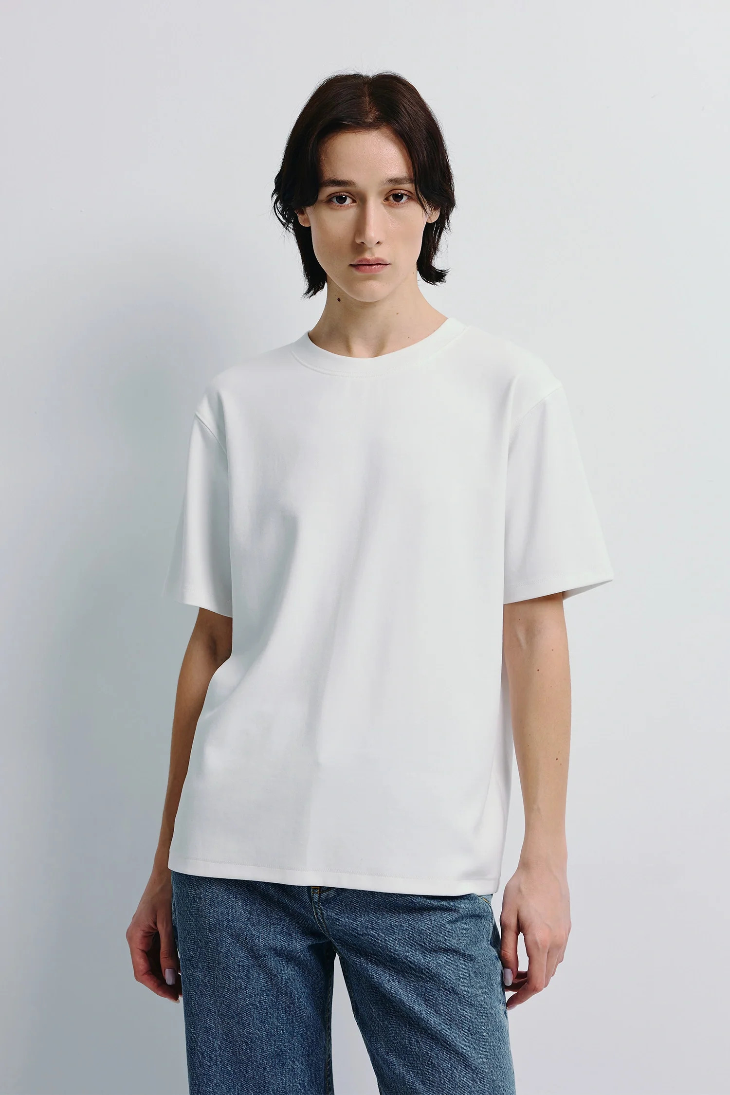 Owen Boxy Crewneck Tee in White | Rue Sophie | Rue Sophie