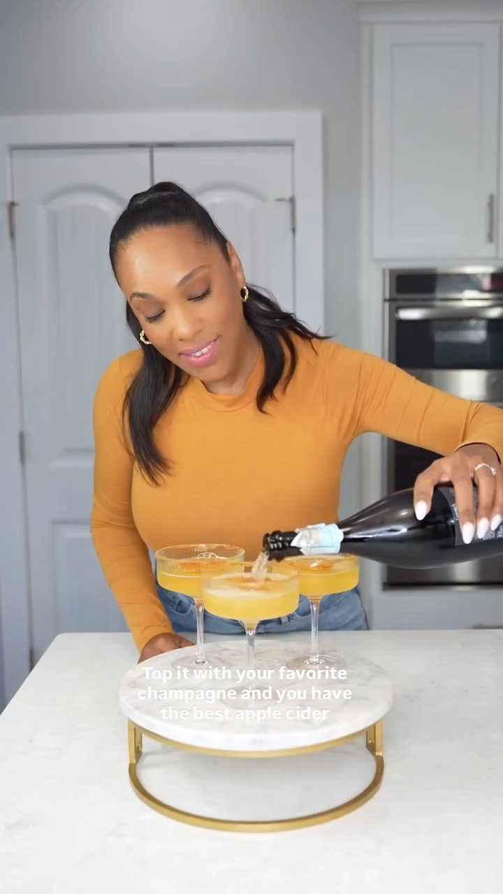 Festive Fall Ice Cubes with Apple Cider + Glitter ✨🍎
I made these festive ice cubes using apple cider, fall-themed molds, and edible glitter—and they take Apple Cider Mimosas to the next level! 🍂🥂 They’re such an easy way to add a wow factor to your drinks for Thanksgiving, Friendsgiving, or any fall party.

I’ve linked the molds, edible glitter, and glassware so you can recreate this at home.

#FallIceCubes #AppleCiderMimosa #FestiveIceCubes #ThanksgivingCocktails #FallHosting #EasyFallDrinks #EntertainingIdeas

#LTKHome #LTKParties #LTKSeasonal