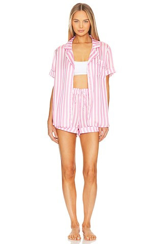 Slumber Pj Set
                    
                    Show Me Your Mumu | Revolve Clothing (Global)