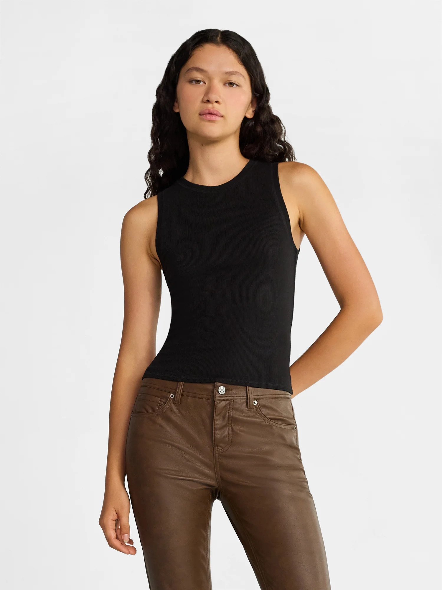 No Boundaries Fitted Crewneck Tank Top, Women’s | Walmart (US)