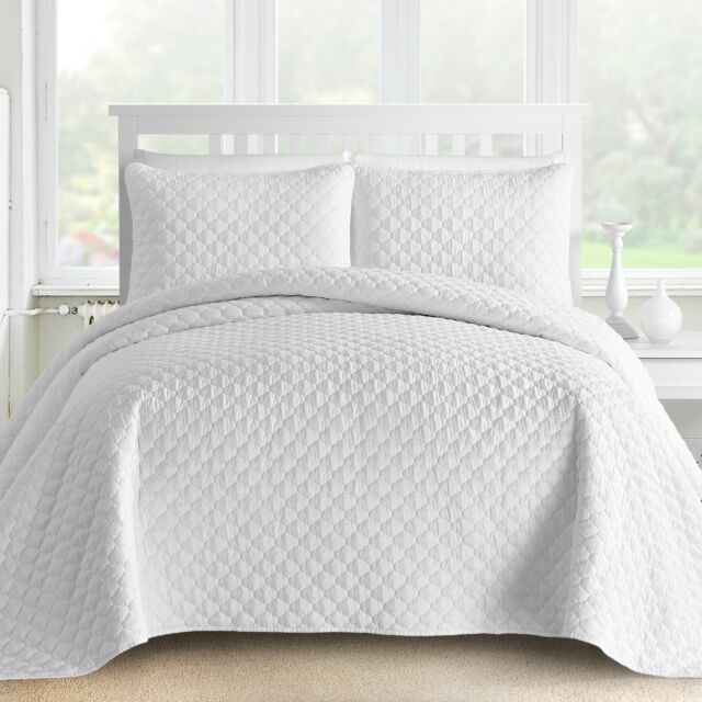 Staniey Bedding Gifted Lantern Quilted 3-piece Bedspread Coverlet Set in White | eBay | eBay US