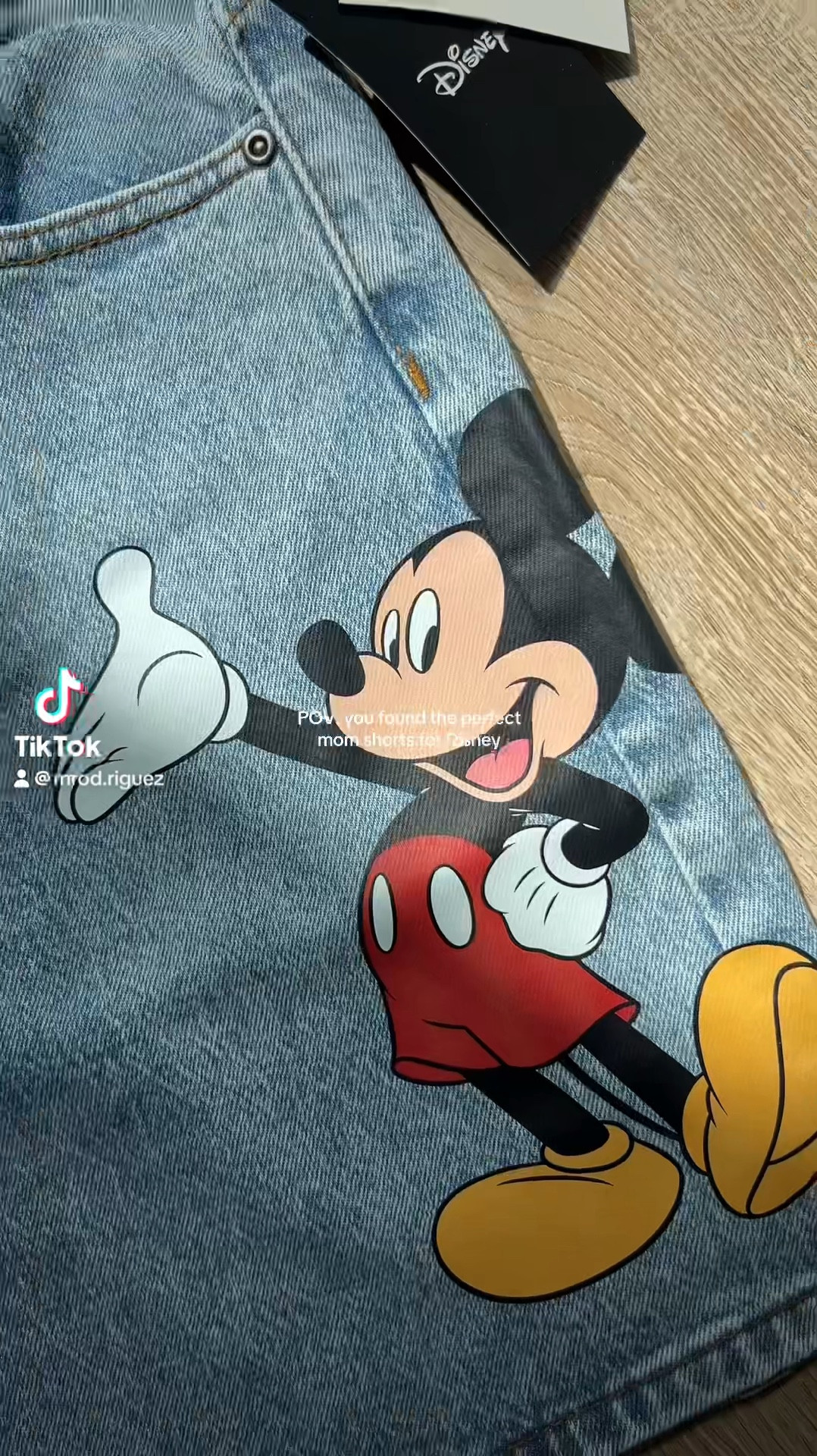 The cutest mom shorts !!!