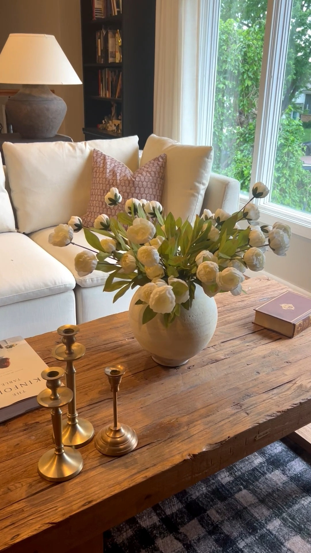 I just got these Amazon viral flowers in yesterday and I love them. I have been waiting forever for them to come back into stock. They really are beautiful.￼

#LTKHome #LTKSeasonal #LTKdayinmylife