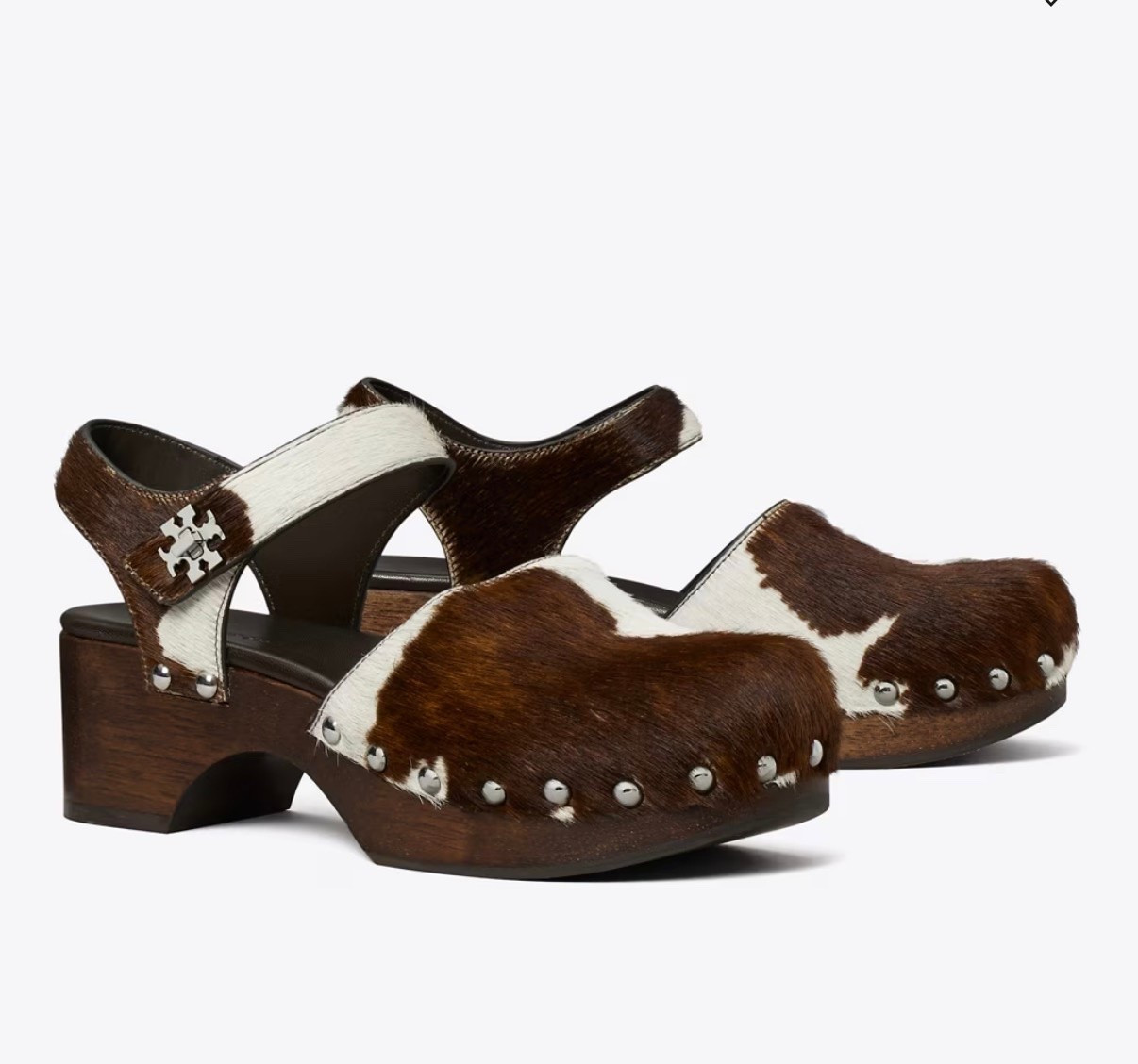 Tory Burch turn lock clog

#LTKootd #LTKgrwm #LTKdayinmylife