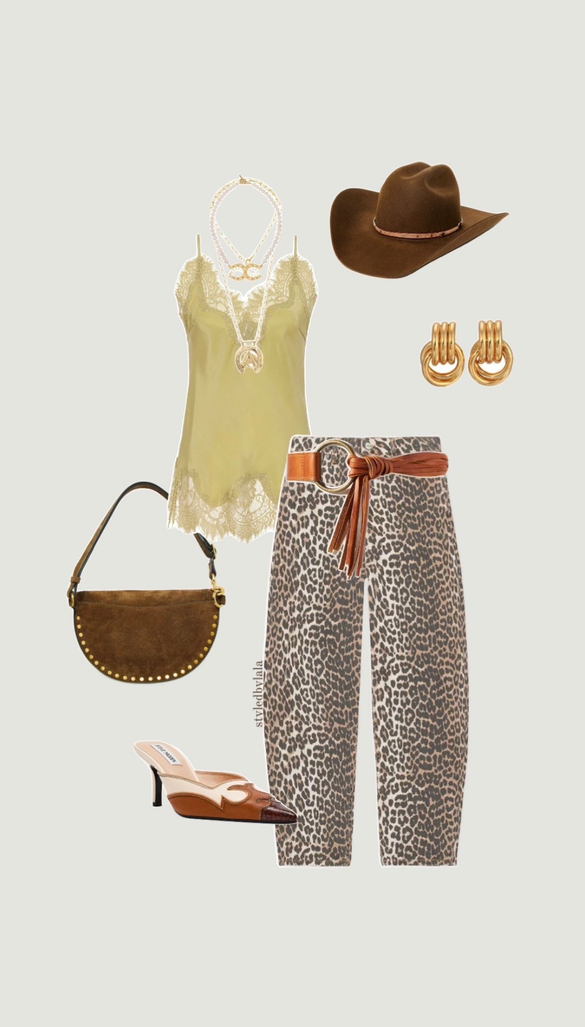 Top is Gold Hawke Clothing
Hat is Stetson 
Short necklace is The Kloset Kouture

#western #westernfashion 