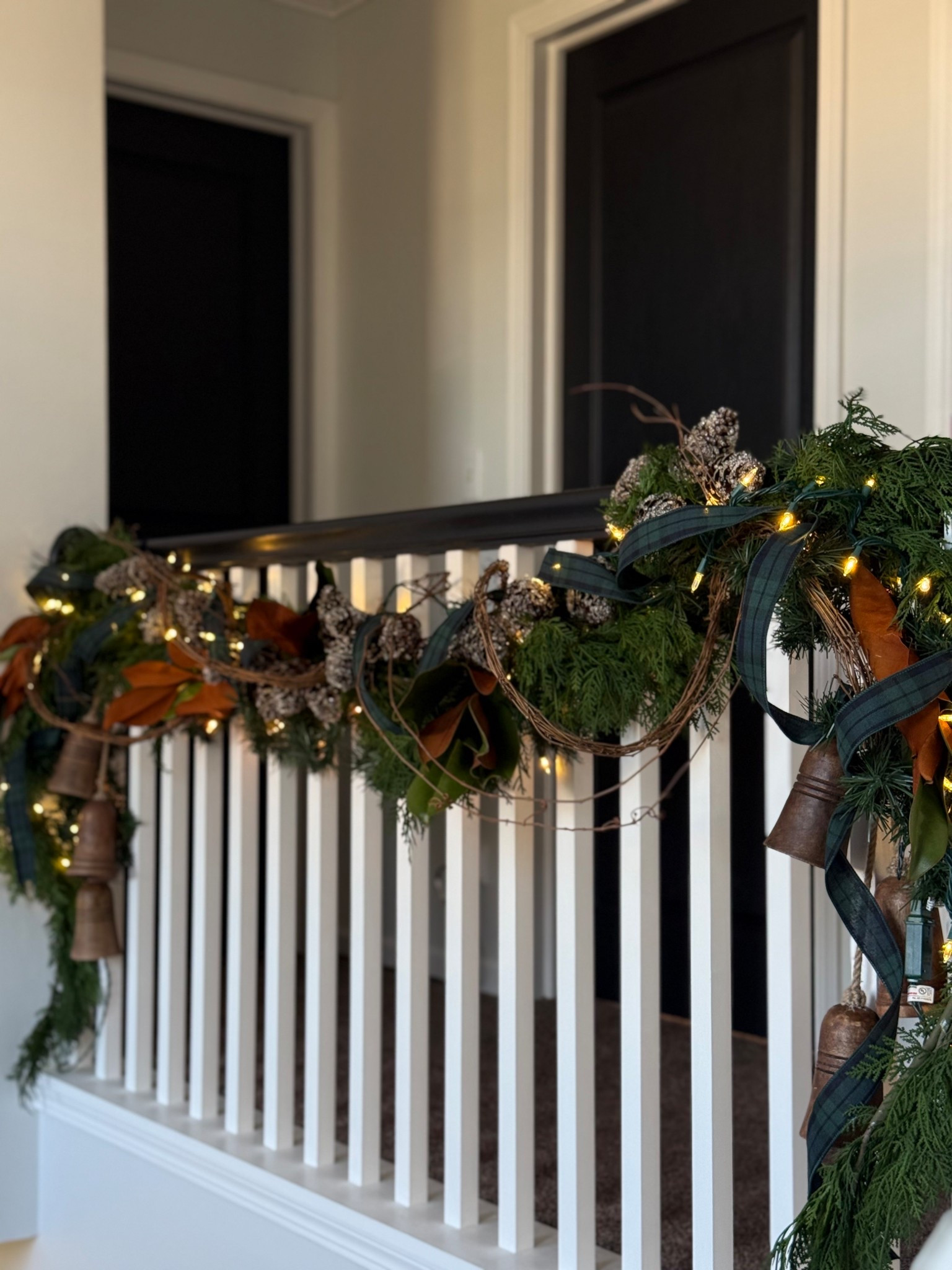 Christmas garland 2025 details 

#LTKFindsUnder50 #LTKHoliday #LTKHome
