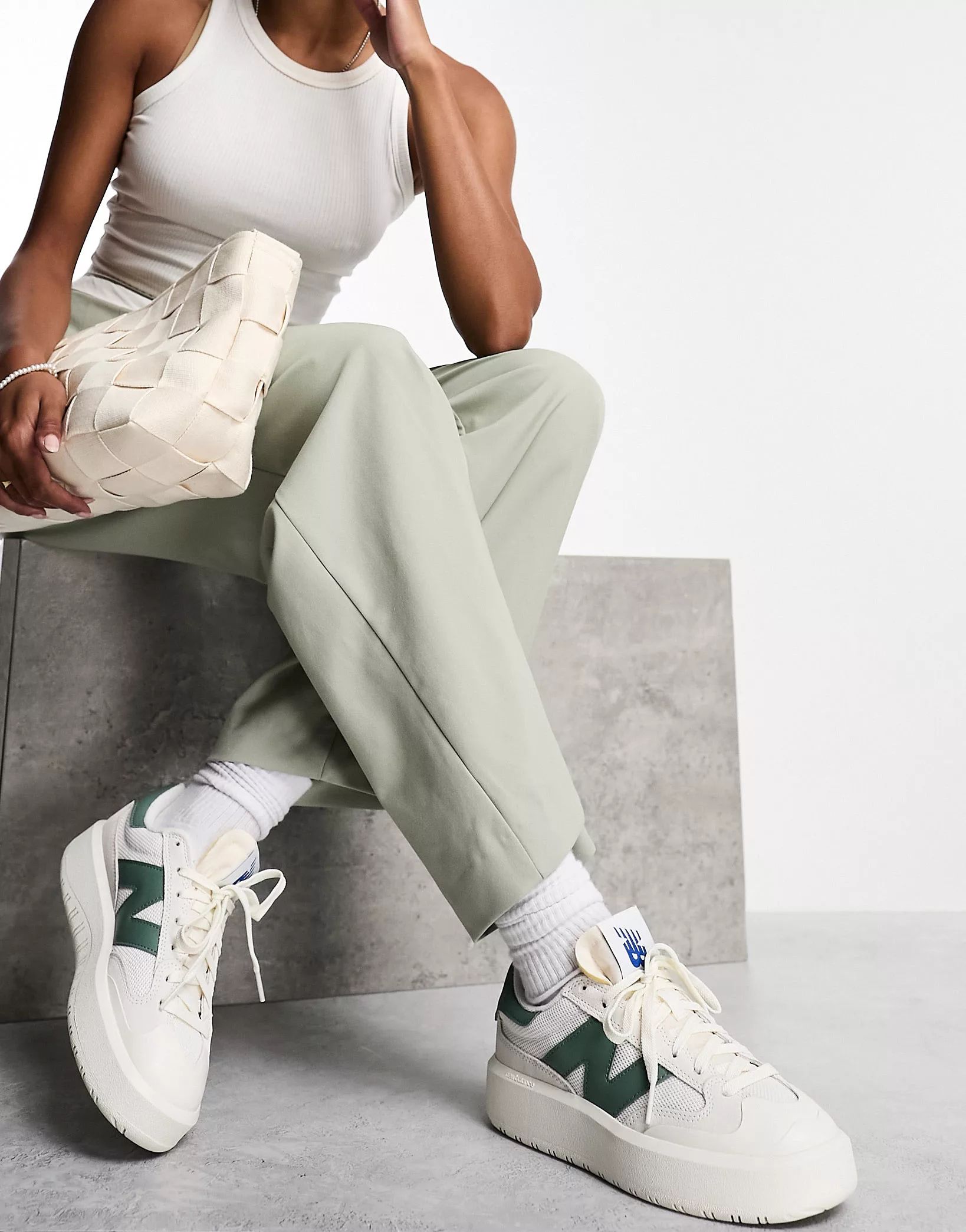 New Balance CT302 sneakers in white & green | ASOS | ASOS (Global)