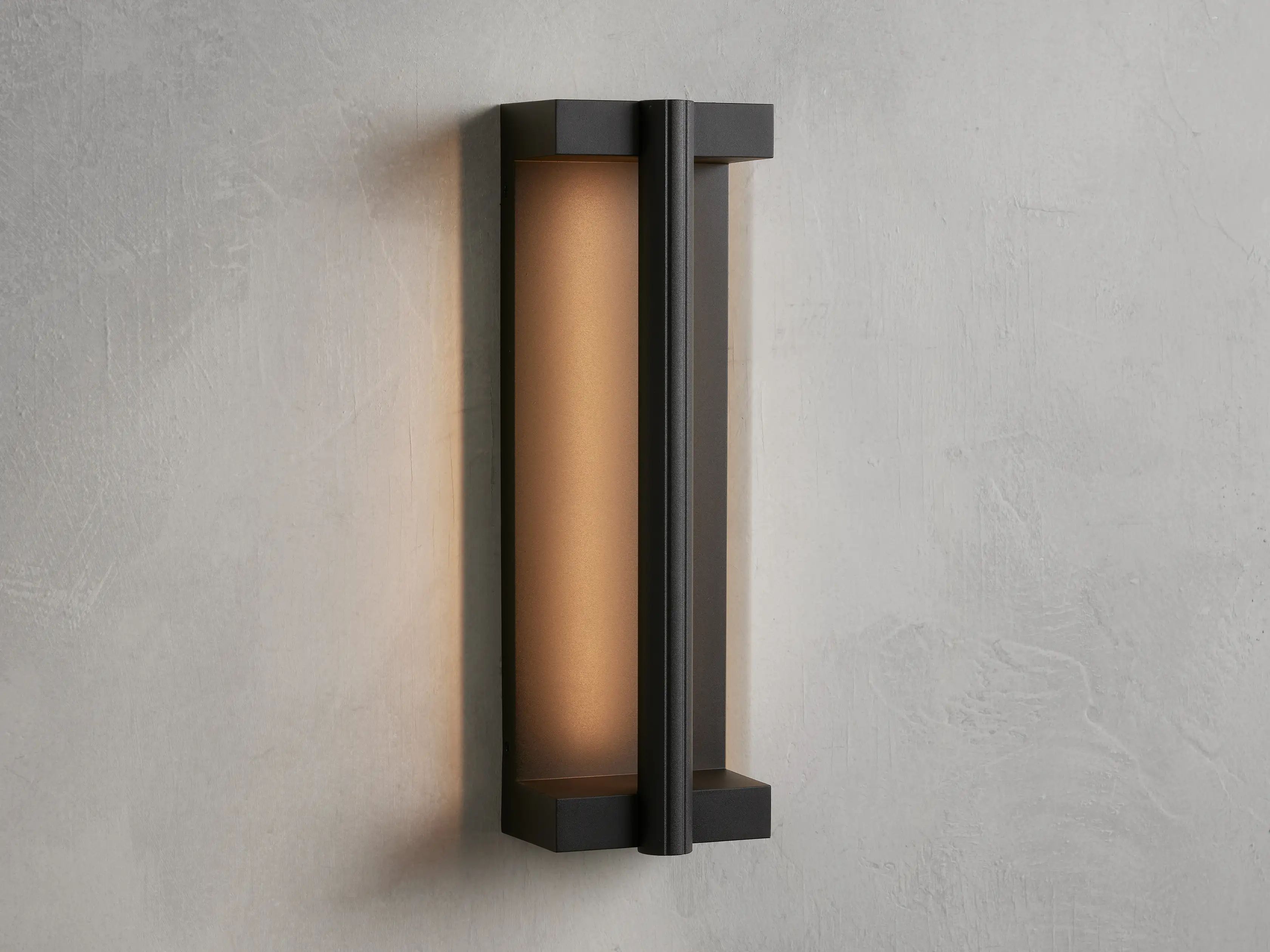 Dacre Outdoor Wall Sconce | Arhaus