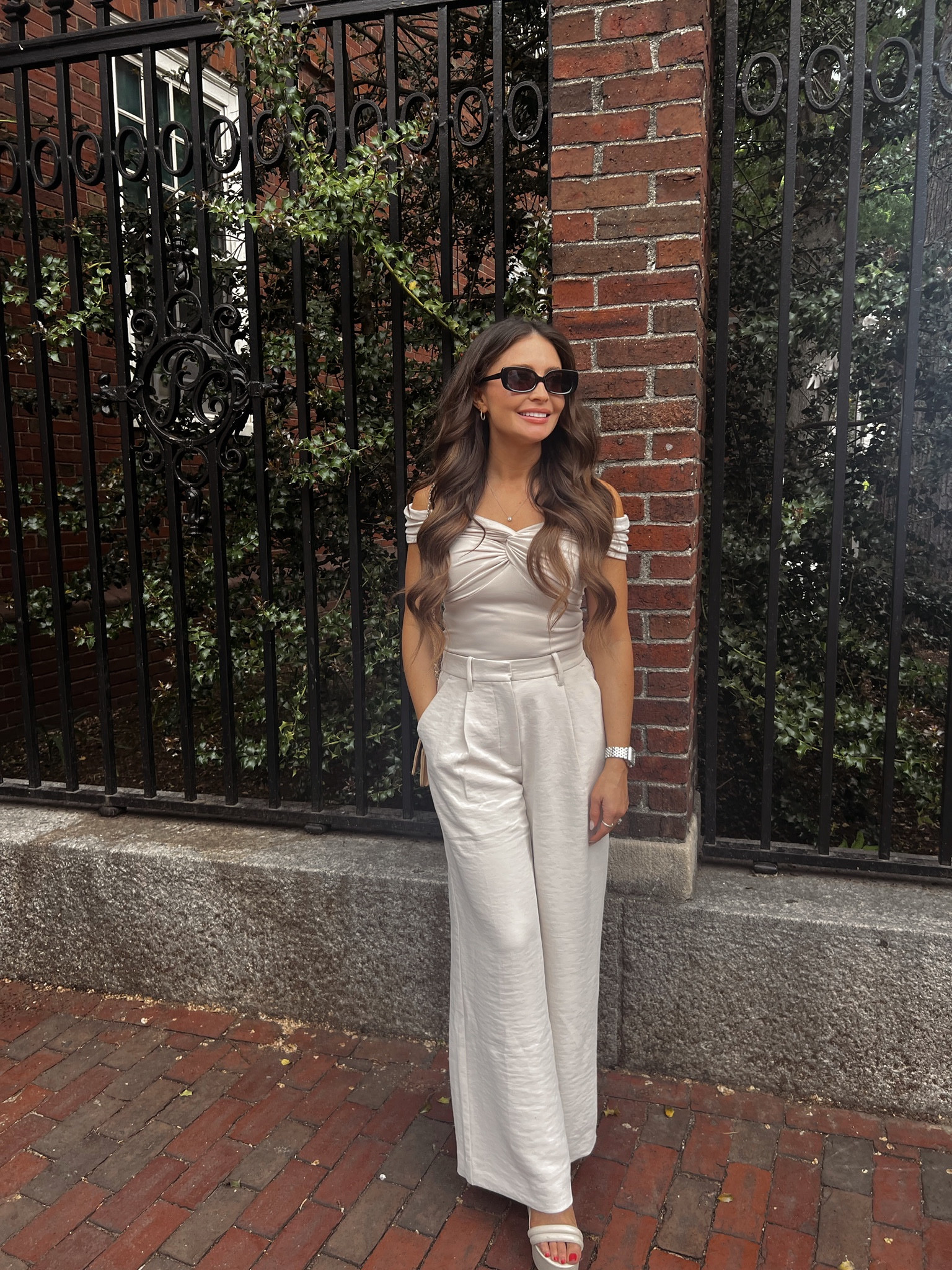 The cutest top and pants from Abercrombie!

Abercrombie pants, linen pants, Abercrombie top, off the shoulder top, beige top, cream top, white top, beige pants, cream pants, white pants, Abercrombie finds, Abercrombie must haves, Abercrombie fashion

#LTKstyletip #LTKworkwear #LTKSeasonal