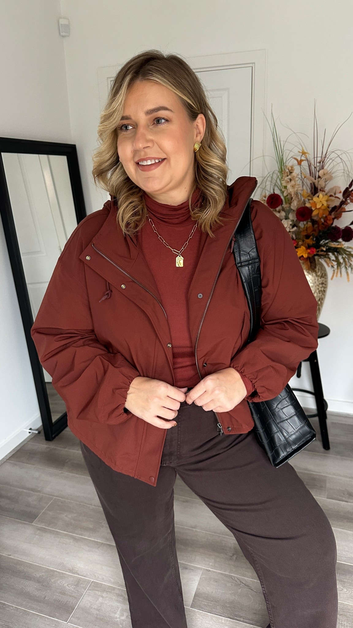 Casual autumn outfit 

Jeans size 18
Turtleneck size L
Parka jacket size XL

#LTKstyletip #LTKautumn #LTKcurves