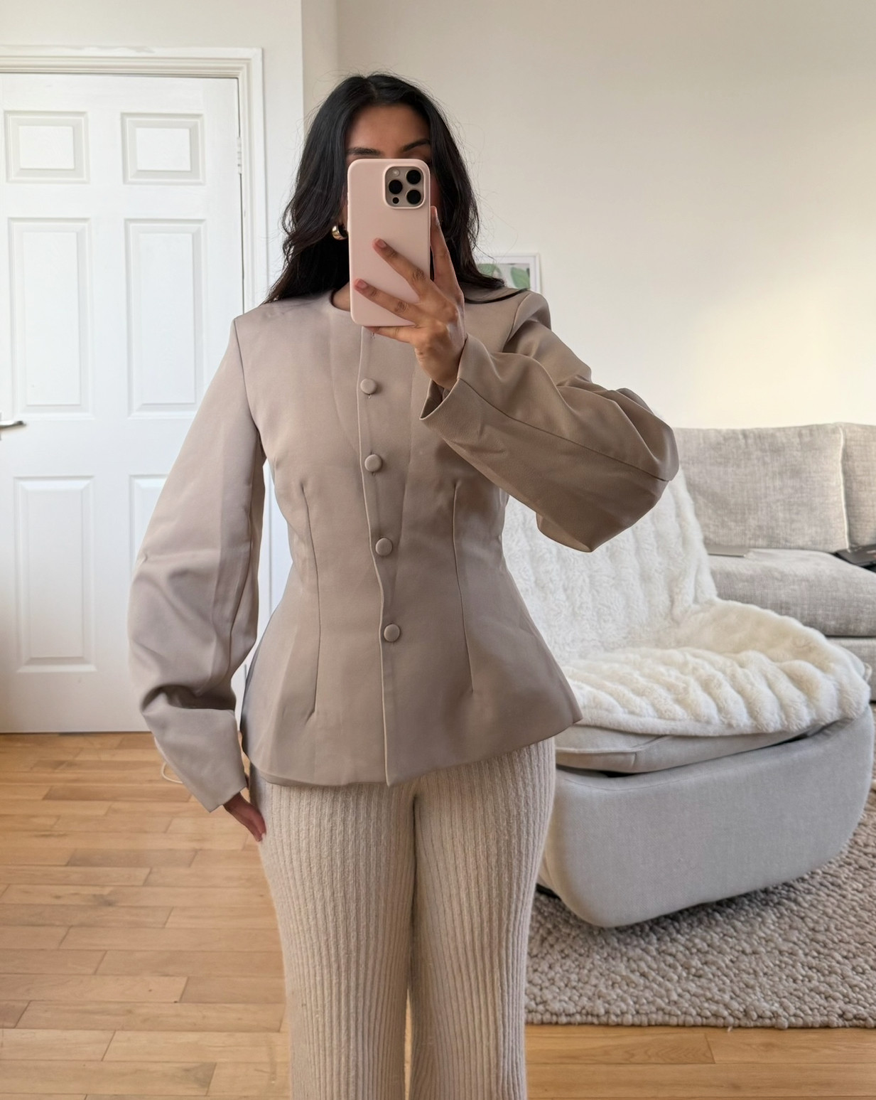 Cinched blazer of dreams. This blazer is so flattering and perfect for spring. You can dress is up or down.  

 #LTKuk #LTKspring #LTKmodest