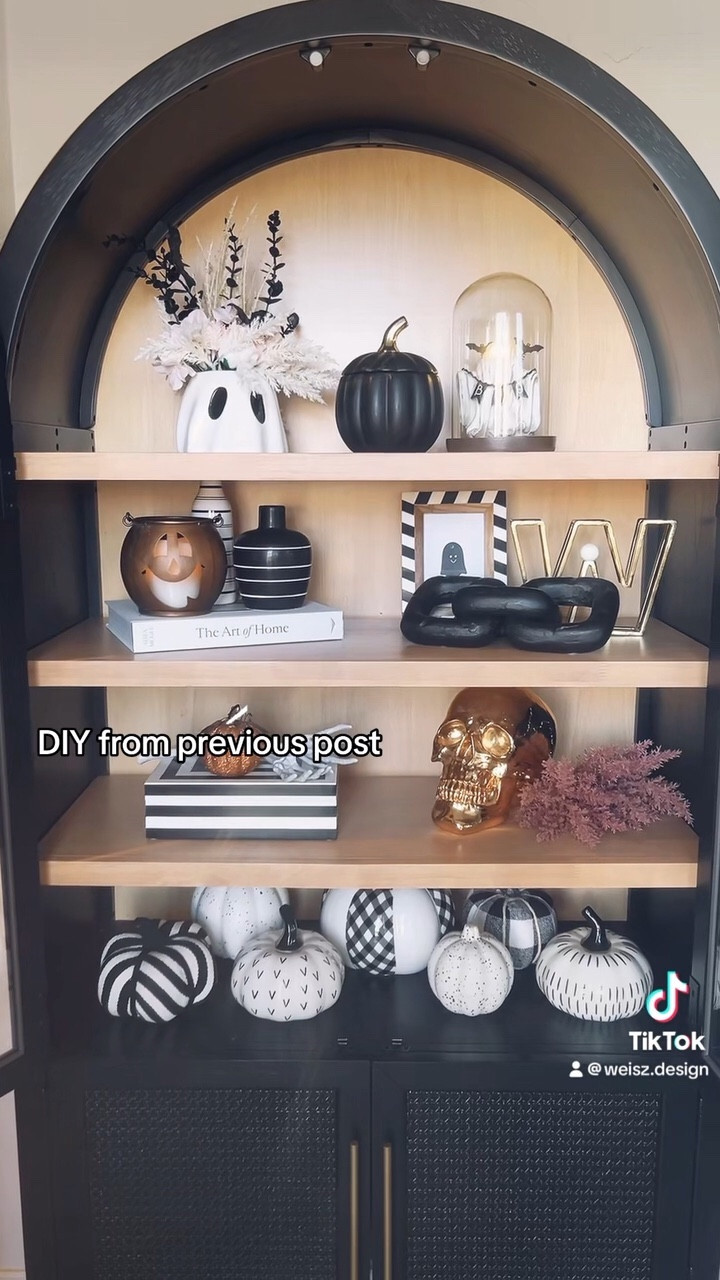 Fall decor, fall bookshelf styling, fall bookshelf decor, Halloween decor, Halloween bookshelf decor, Halloween bookshelf styling

#LTKSeasonal #LTKhome