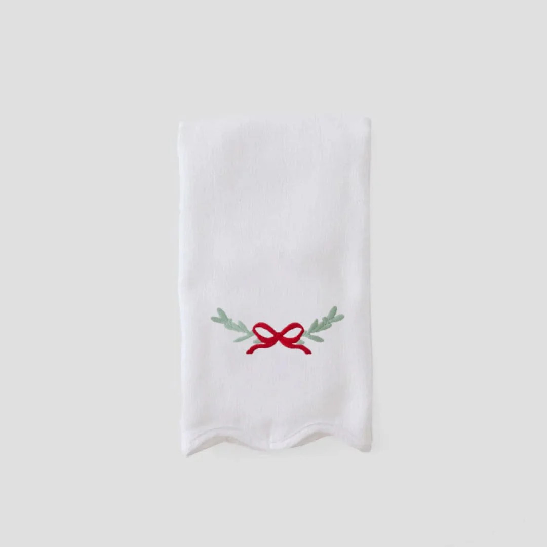 Scallop Powder Bath Towels | Weezie Towels