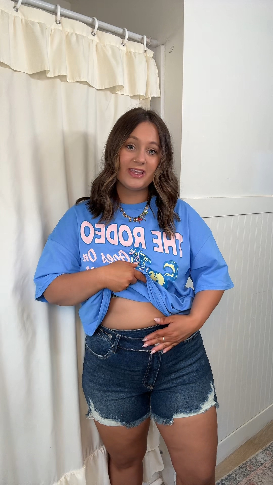 jean shorts, denim shorts, risen jeans, risen shorts, graphic tee, oversized tee, oversize tshirt, tshirt, summer outfit

#LTKSeasonal #LTKMidsize #LTKPlusSize