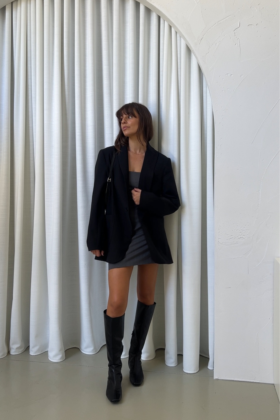 A look I’ve had my eye on for a long time!  I love an oversized blazer with a mini dress, and the boots are just 🤌🏼 

#LTKfit #LTKaustralia