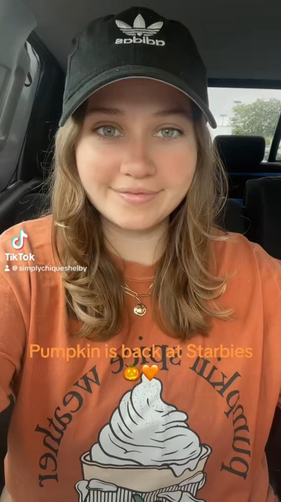 Pumpkin spice weather 
Pumpkin 
Pumpkin spice latte 
PSL 
Starbucks 
Graphic tee 
Fall 
Sweater weather 
Pink lily 
Comfort colors 
Cozy 
Autumn 


#LTKSeasonal #LTKFallSale #LTKFindsUnder50