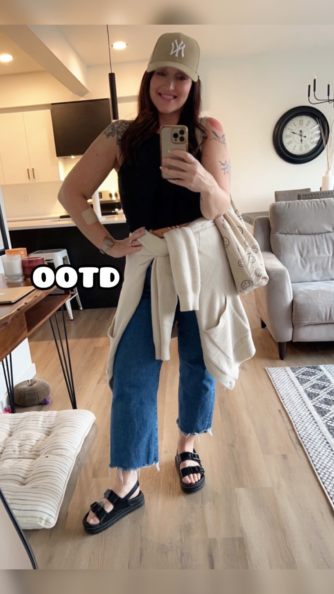 OOTD. Cardigan around my waist is from Aritzia so I’m not able to link it but I found a VERY similar one from American Eagle. Tank tops from Walmart are on super sale and I have like 6 of these, they’re a great staple, I’m in a medium. And of course my new favourite Levi’s ribcage jeans, this wash has zero stretch so I’m in a size 30. Hat is from Lids Canada  Happy Wednesday !

#LTKover40 #LTKmidsize #LTKsalealert